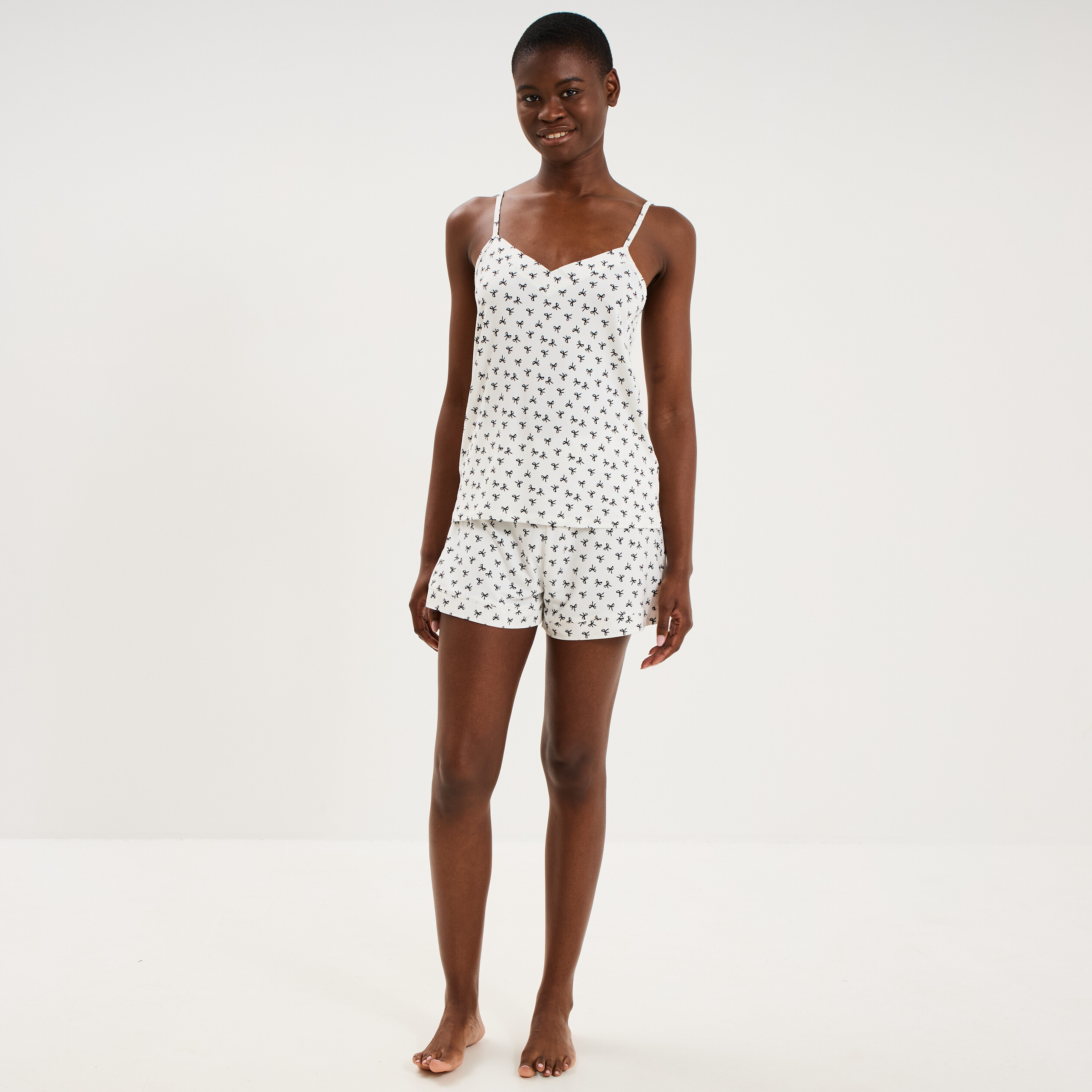 Ensemble pyjama short et d&eacute;bardeur ecru femme