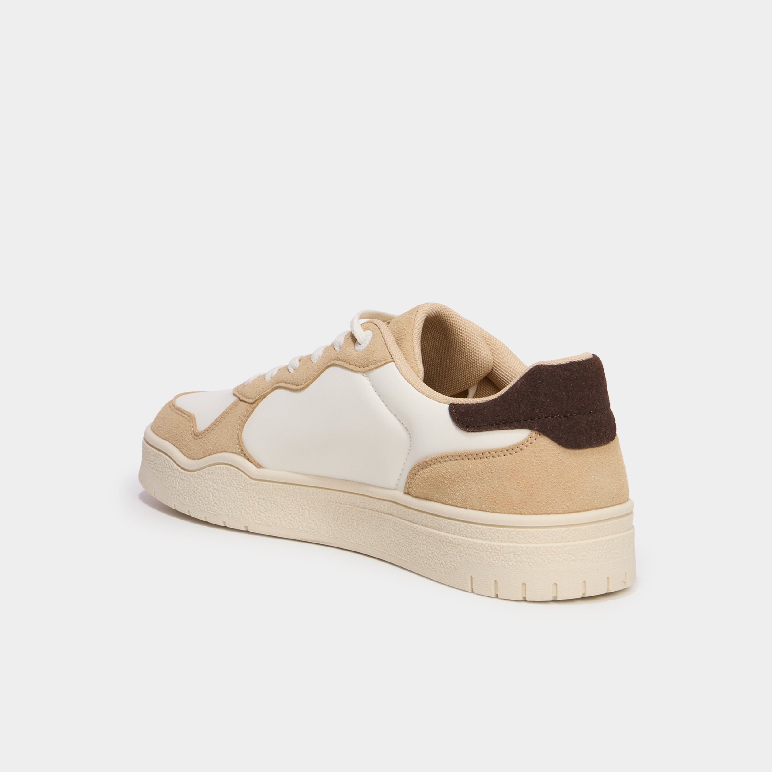 Baskets &agrave; lacets avec semelle &eacute;paisse sable homme