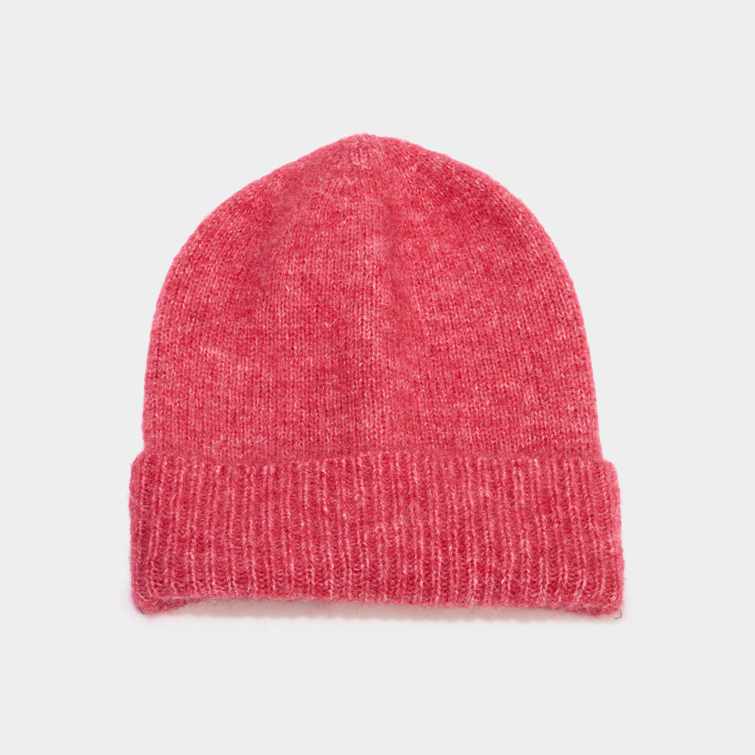 Bonnet maille c&ocirc;tel&eacute;e rose cerise femme
