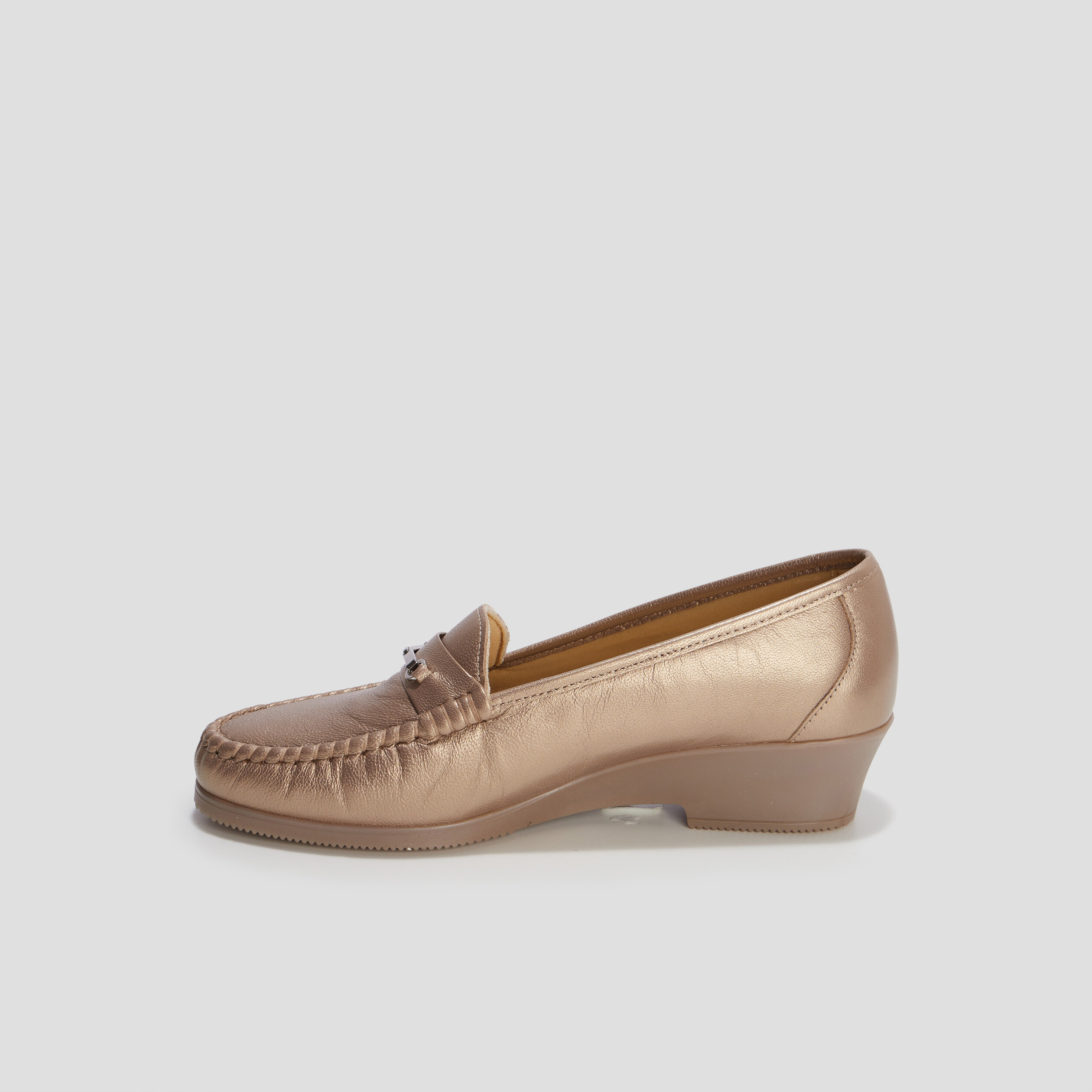 mocassins en cuir compenses pied large jaune or femme Mocassins en cuir compensés pied large jaune or femme