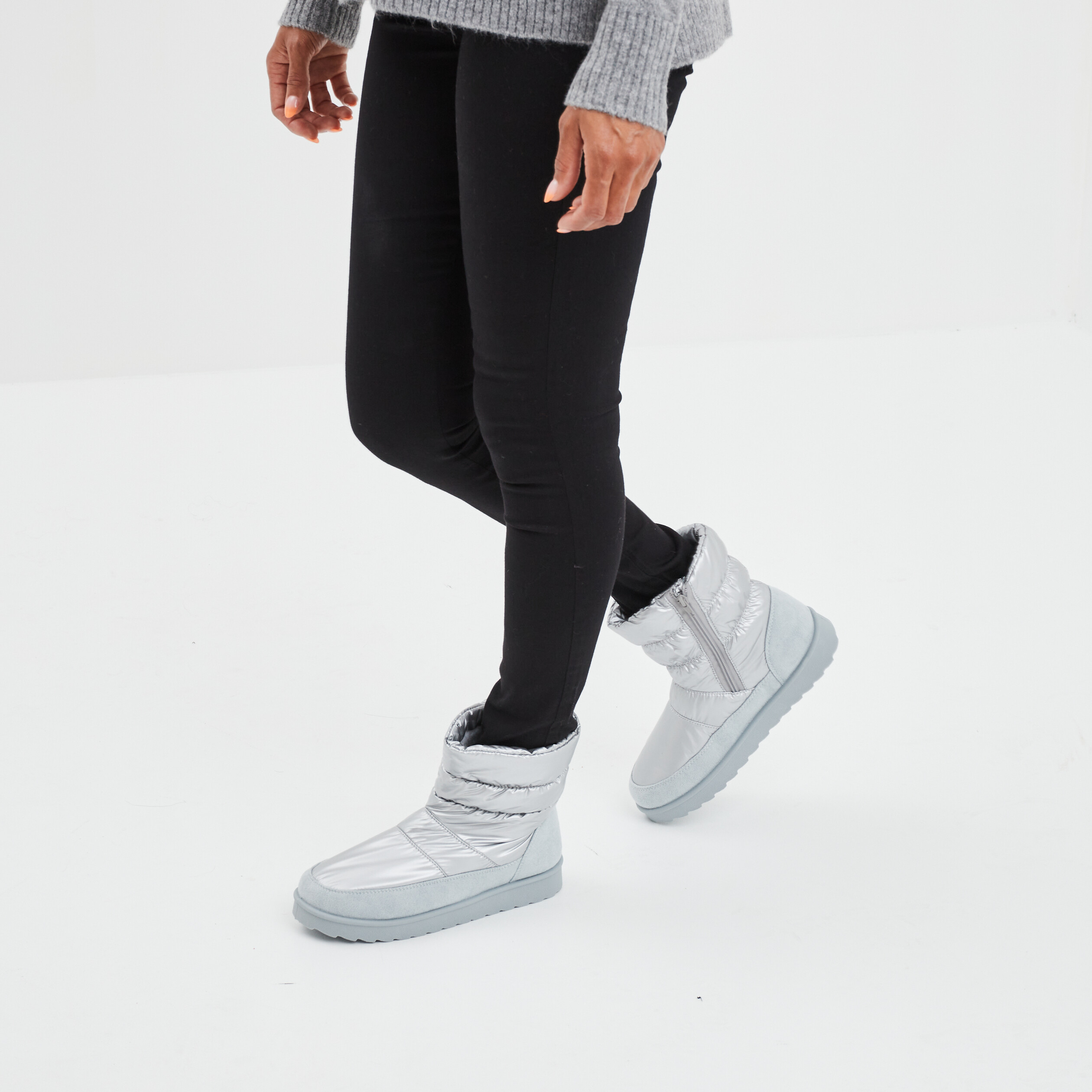 Bottines matelass&eacute;es doubl&eacute;es gris argent femme