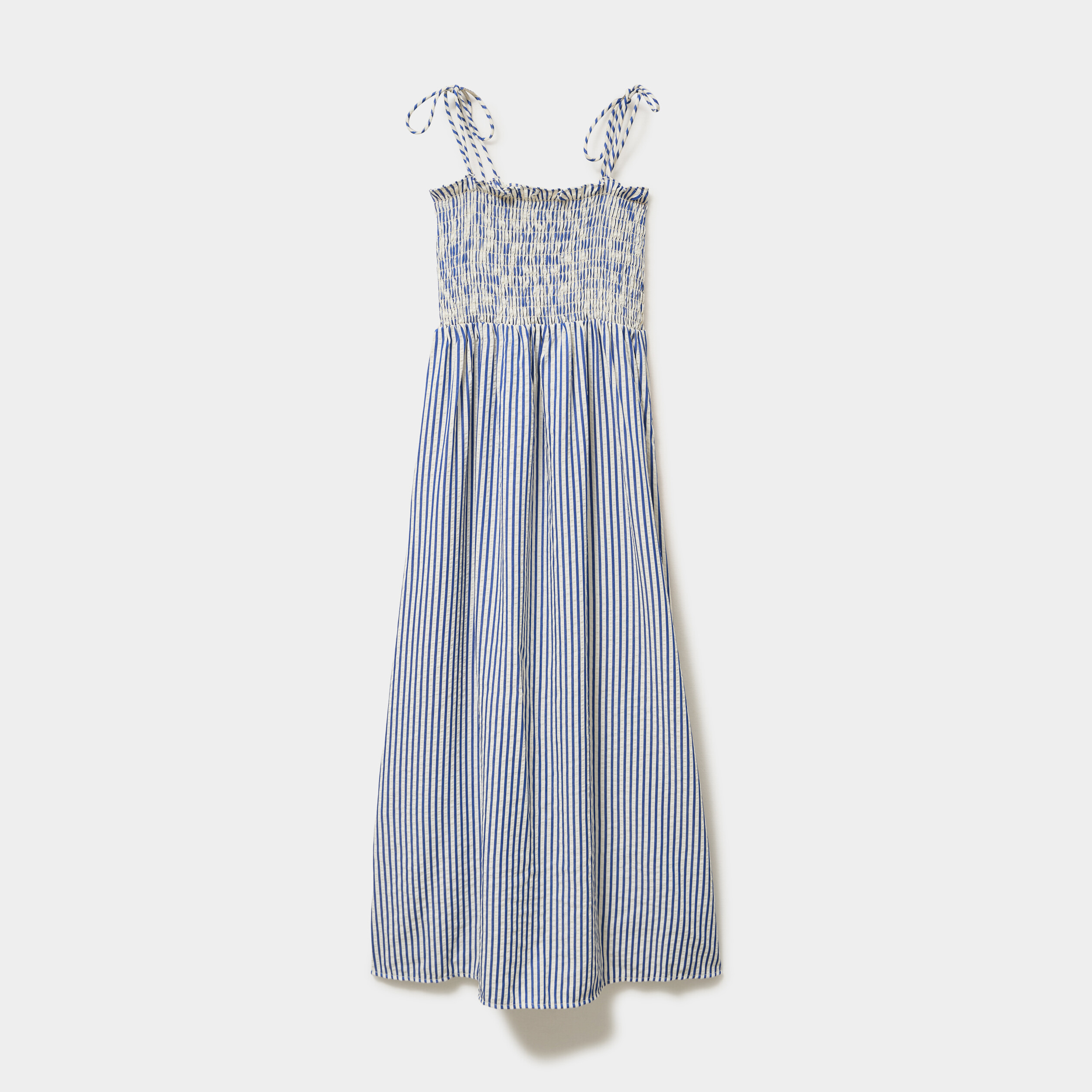 Robe longue &agrave; bretelles et haut smock&eacute; bleu femme