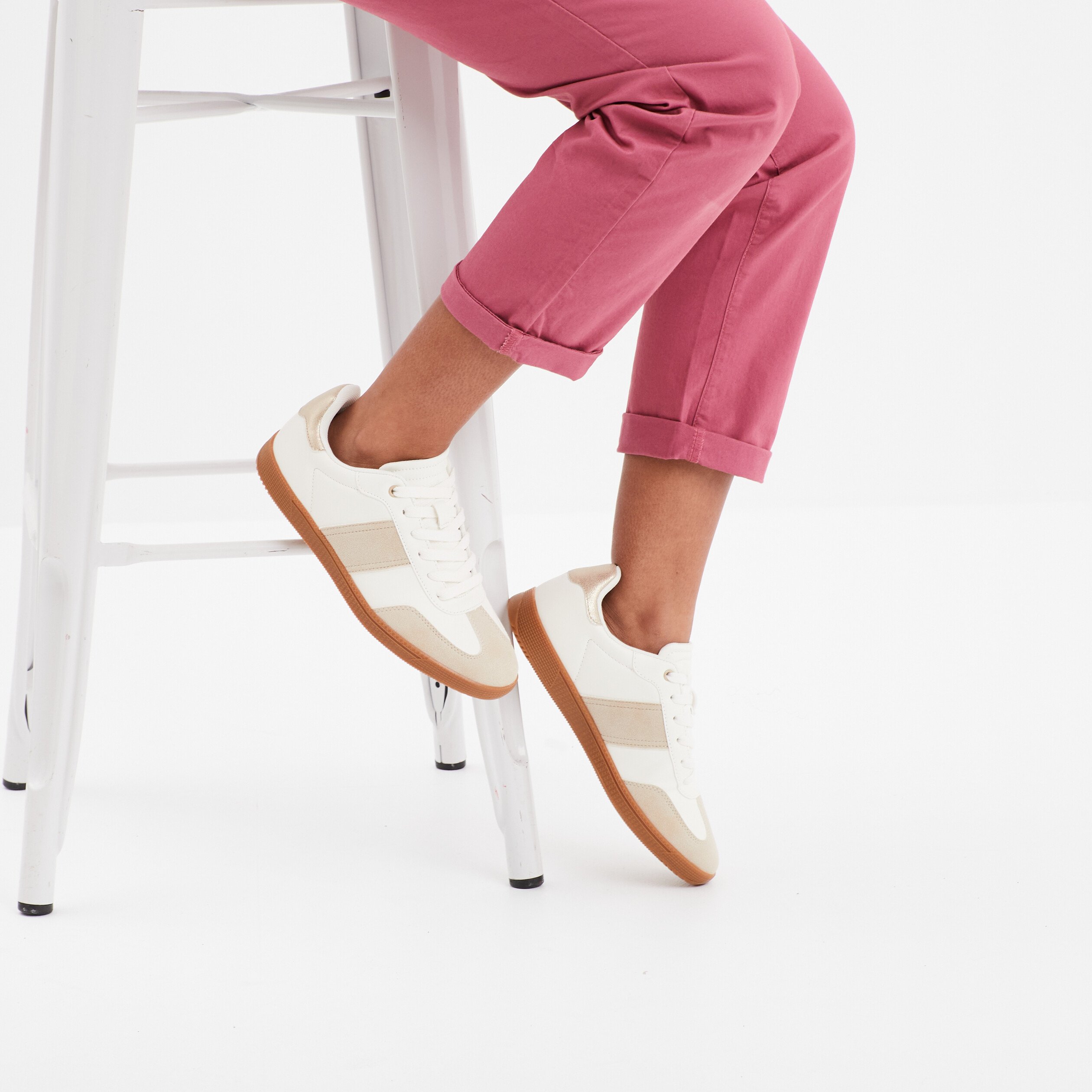 tennis basses a lacets creeks sable femme Tennis basses à lacets Creeks sable femme