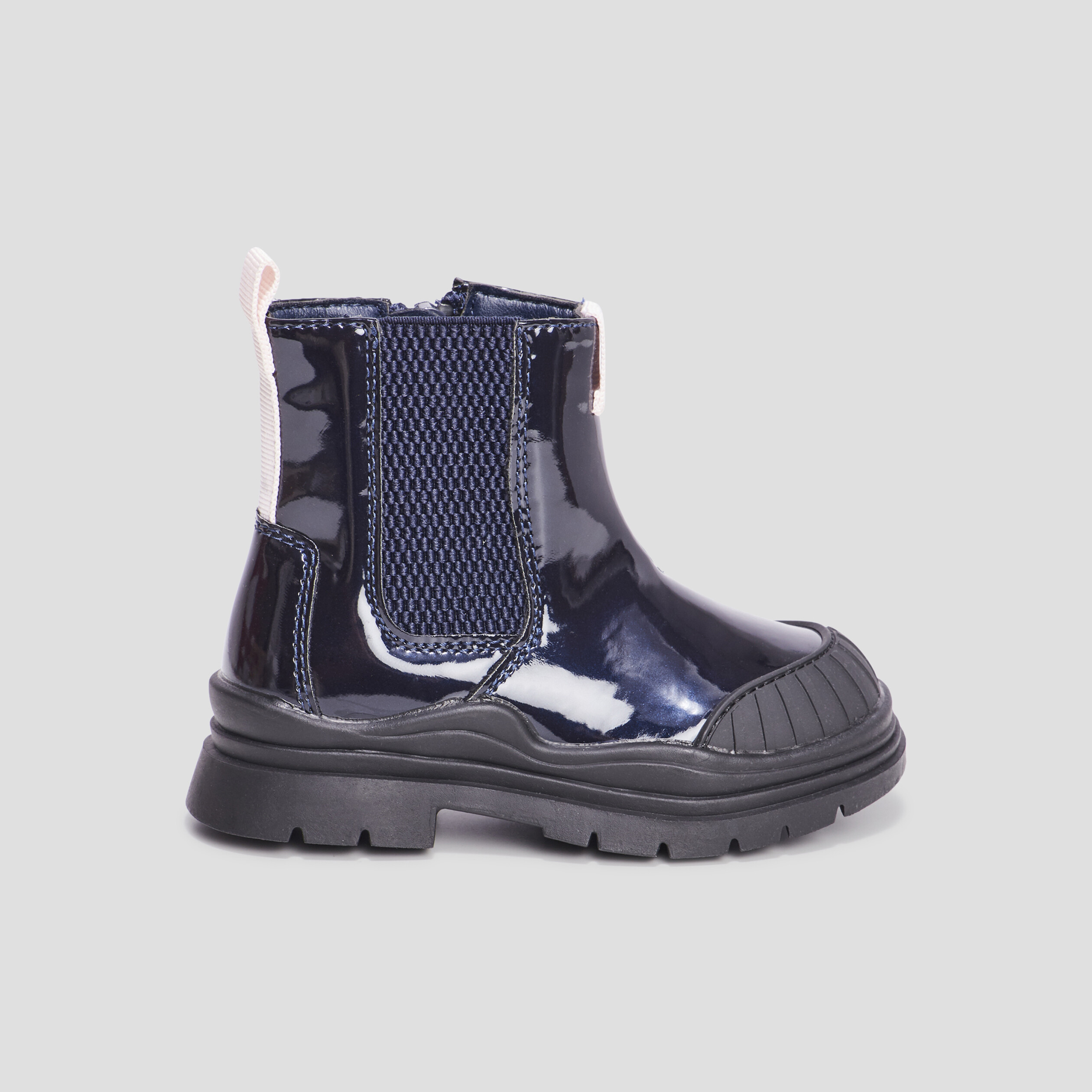 bottines vernies crantees noir bebef Bottines vernies crantées noir bébé fille