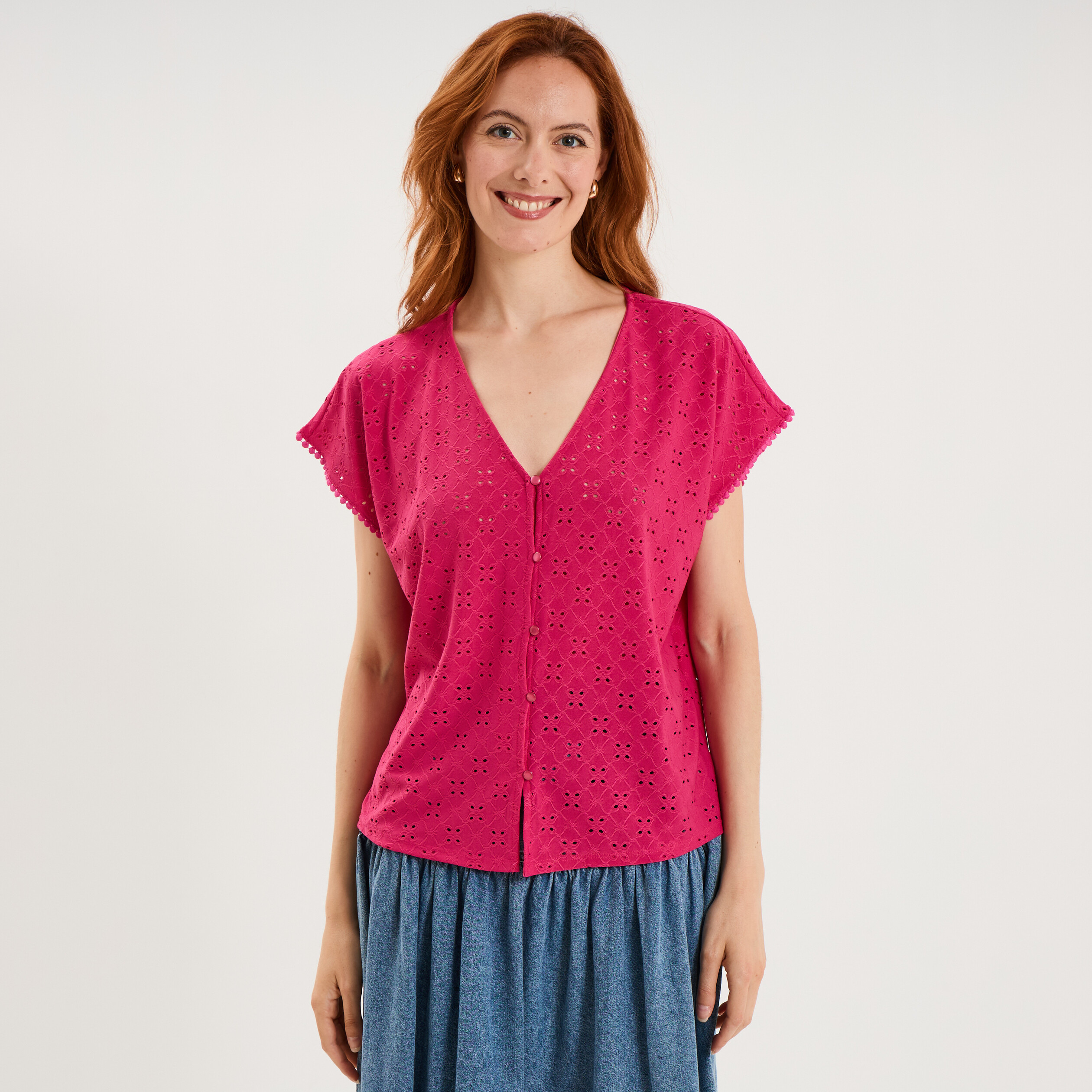 T-shirt dentelle avec boutons rose fushia femme