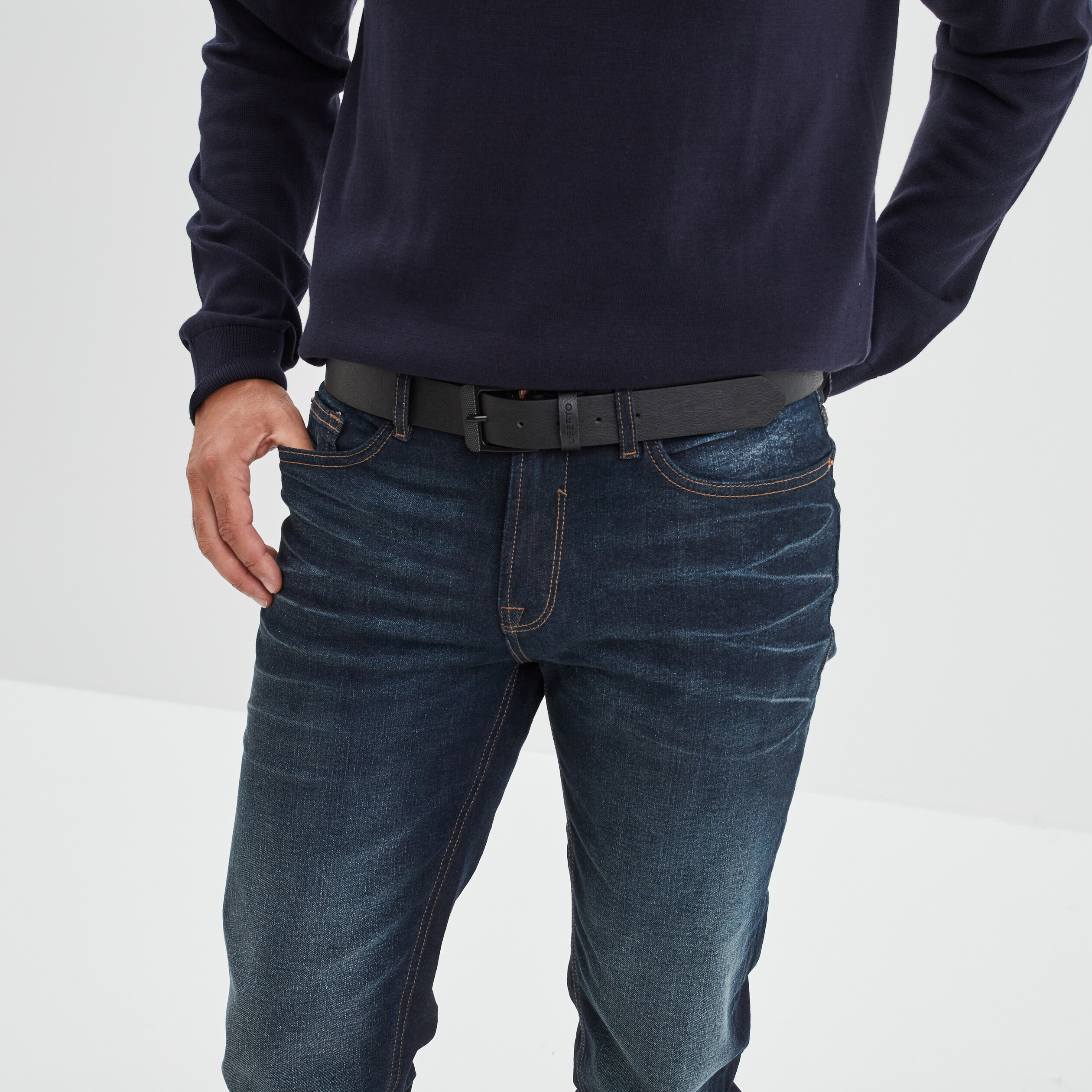 Ceinture avec boucle carr&eacute;e noir homme