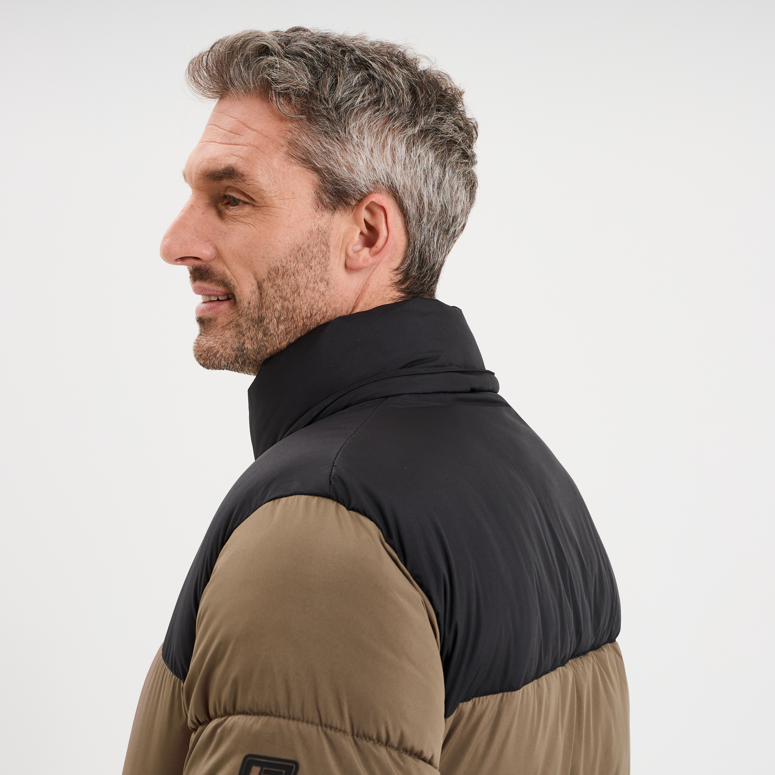 Doudoune d&eacute;perlante &agrave; capuche amovible taupe homme