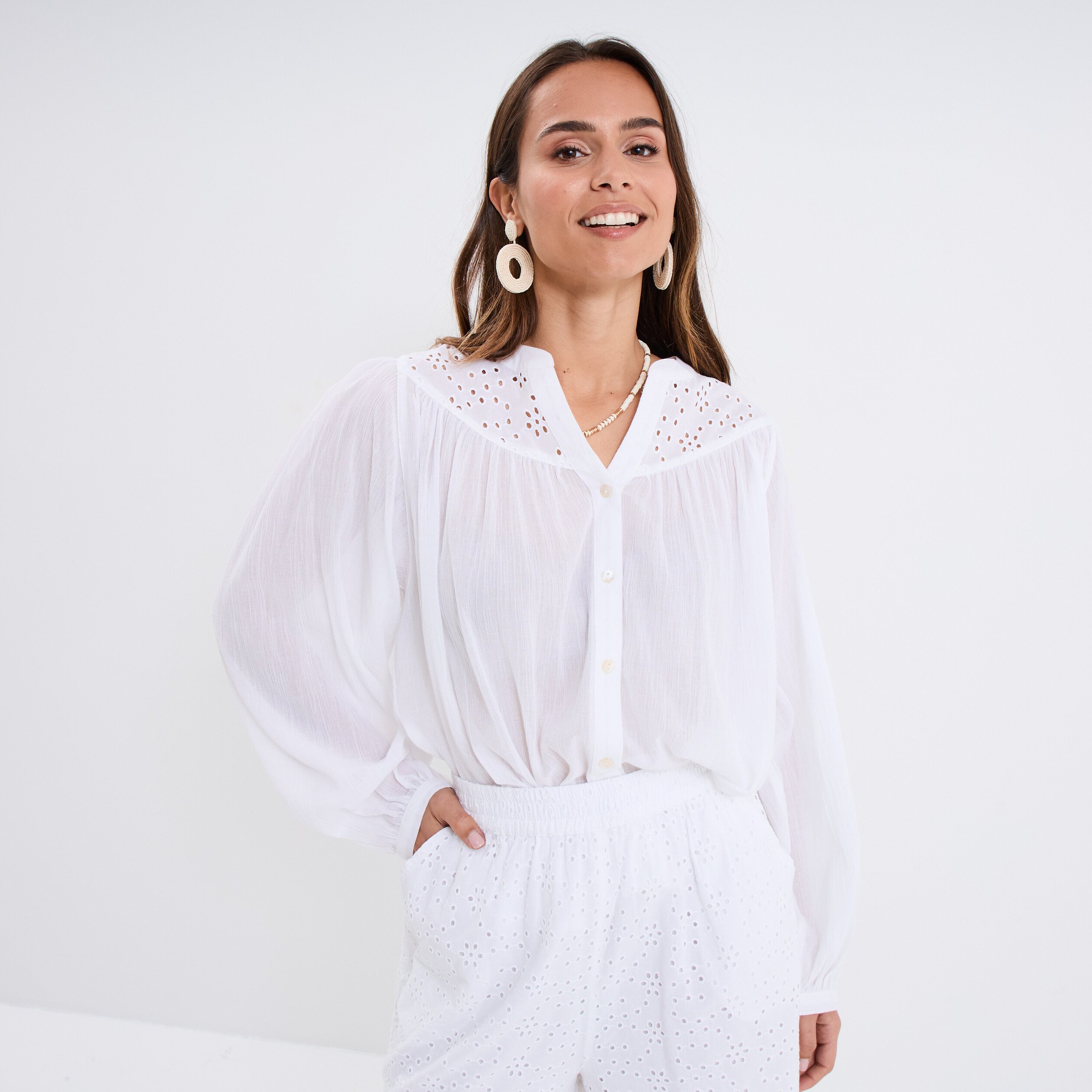 blouse col tunisien broderie anglaise blanc femme Blouse col tunisien broderie anglaise blanc femme