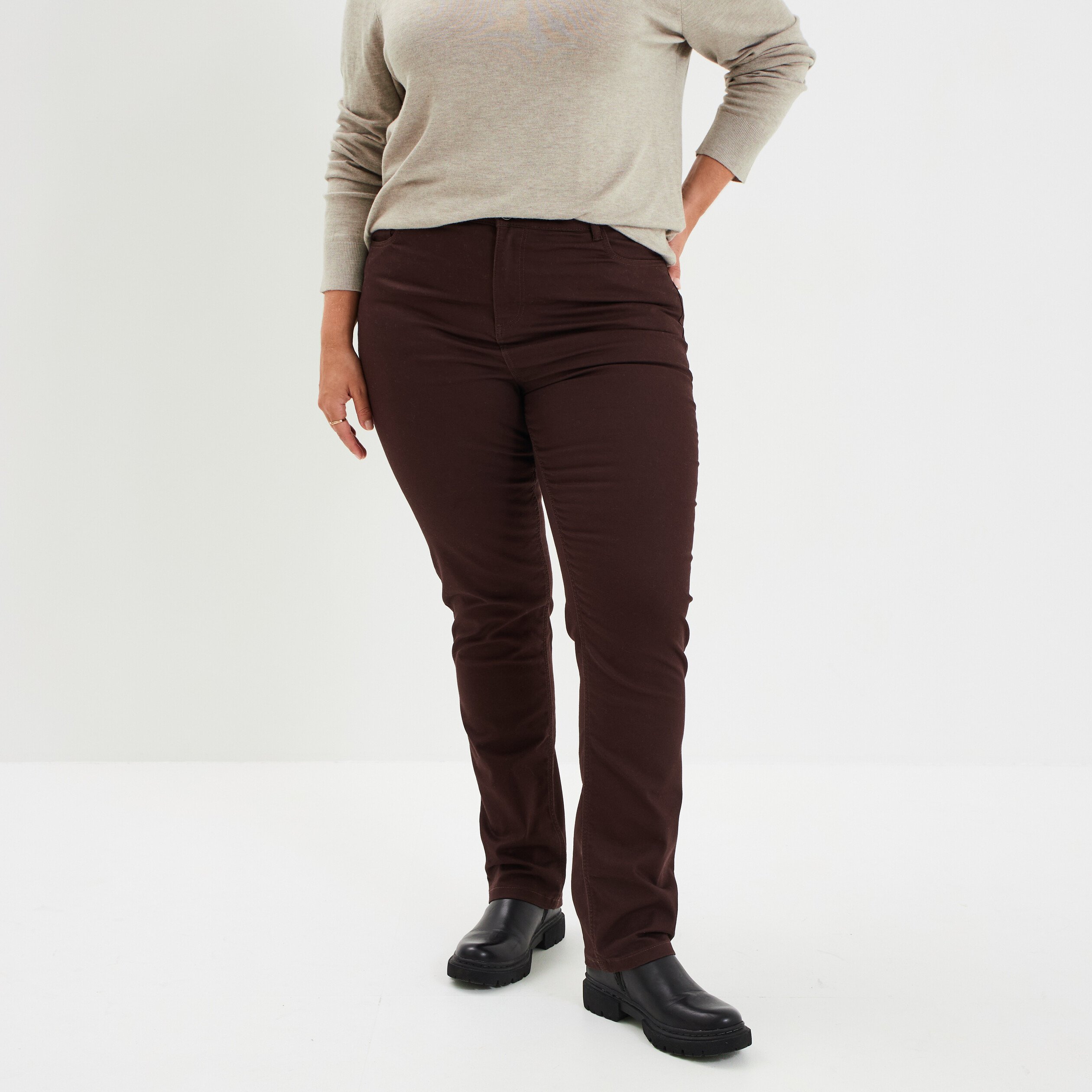 pantalon straight taille haute modavista marron fonce femmegt Pantalon straight taille haute Modavista marron foncé femme grande taille