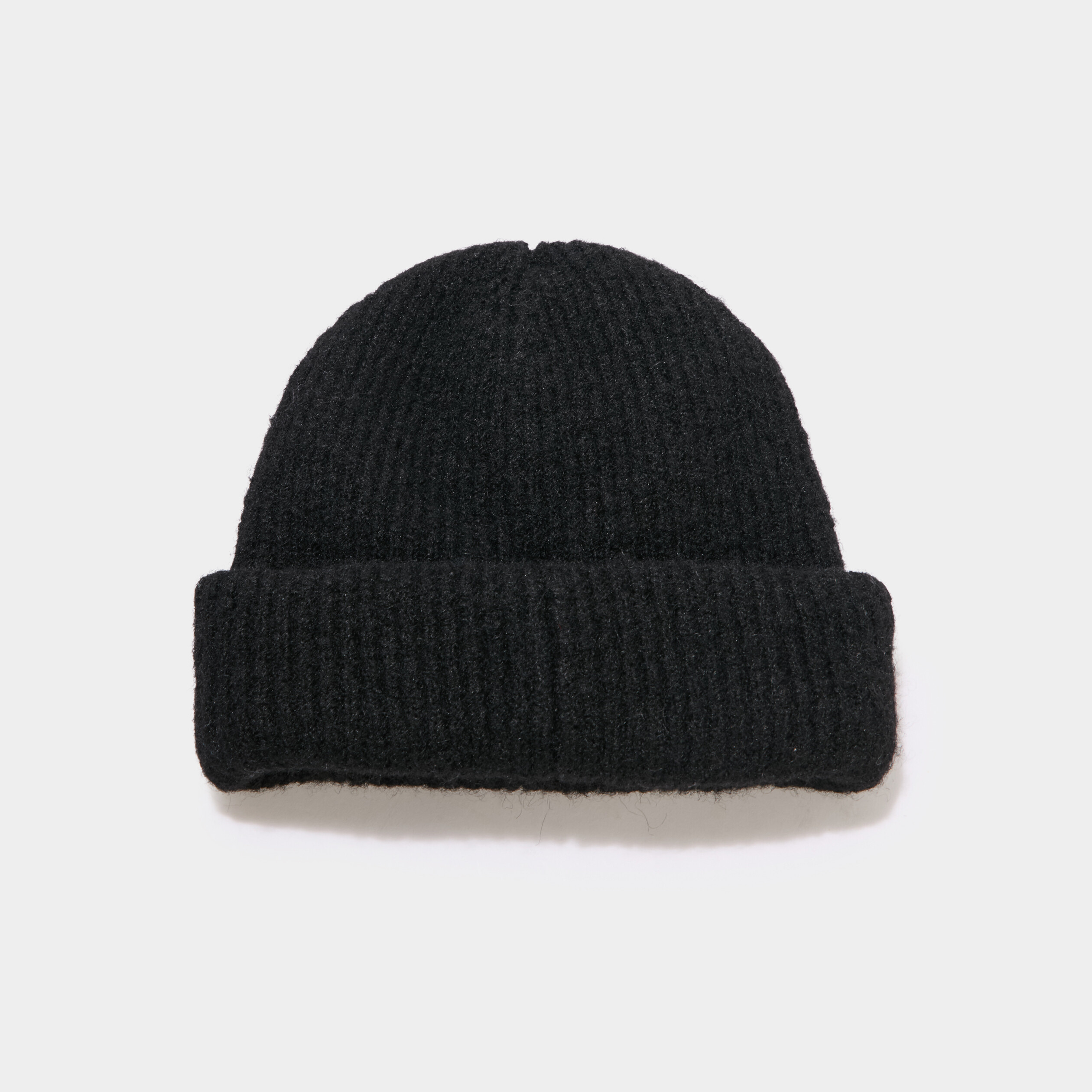 Bonnet &agrave; d&eacute;tails bijoux noir fille