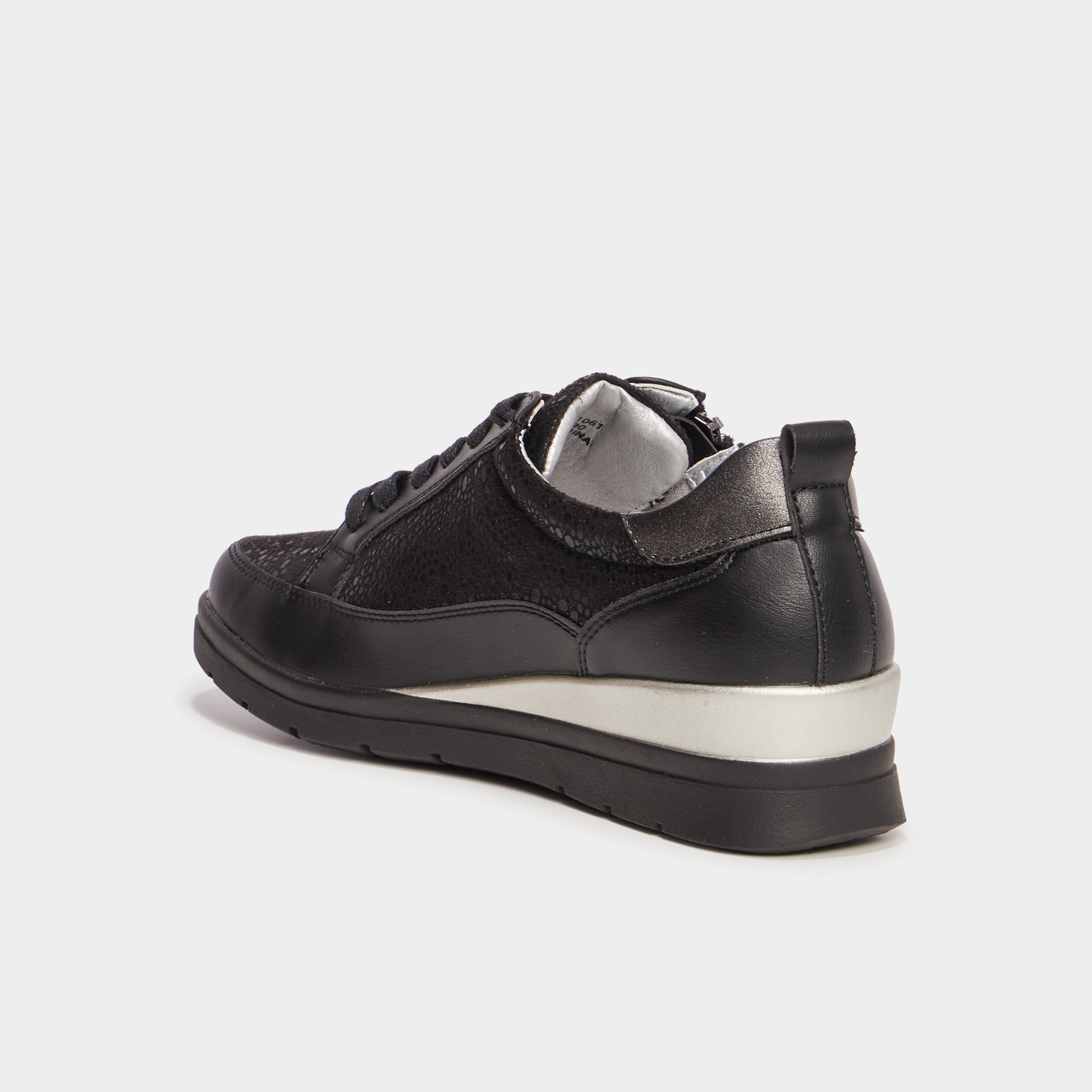tennis basses pied large confortissimo noir femme Tennis basses pied large Confortissimo noir femme