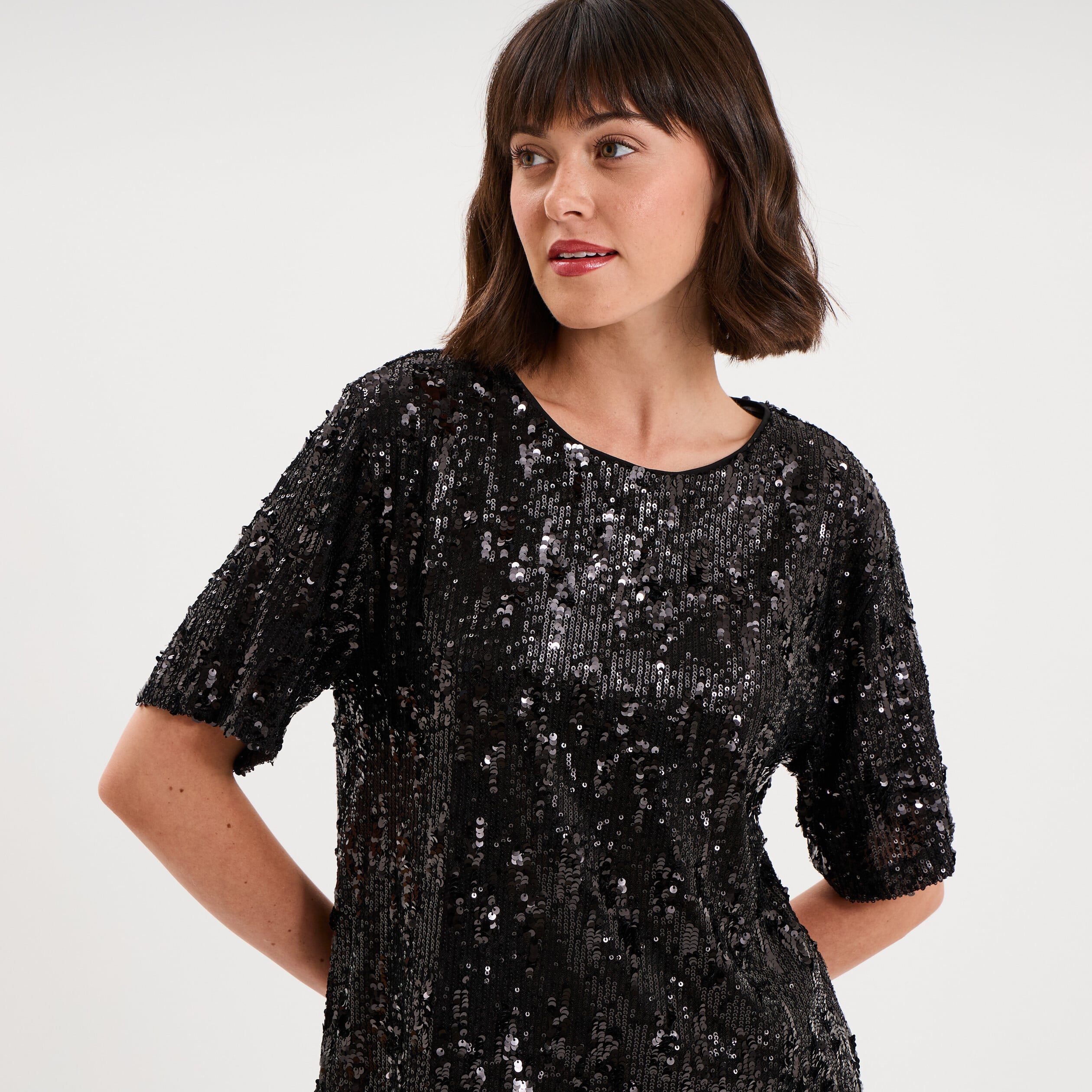 T-shirt &agrave; sequins manches courtes noir femme