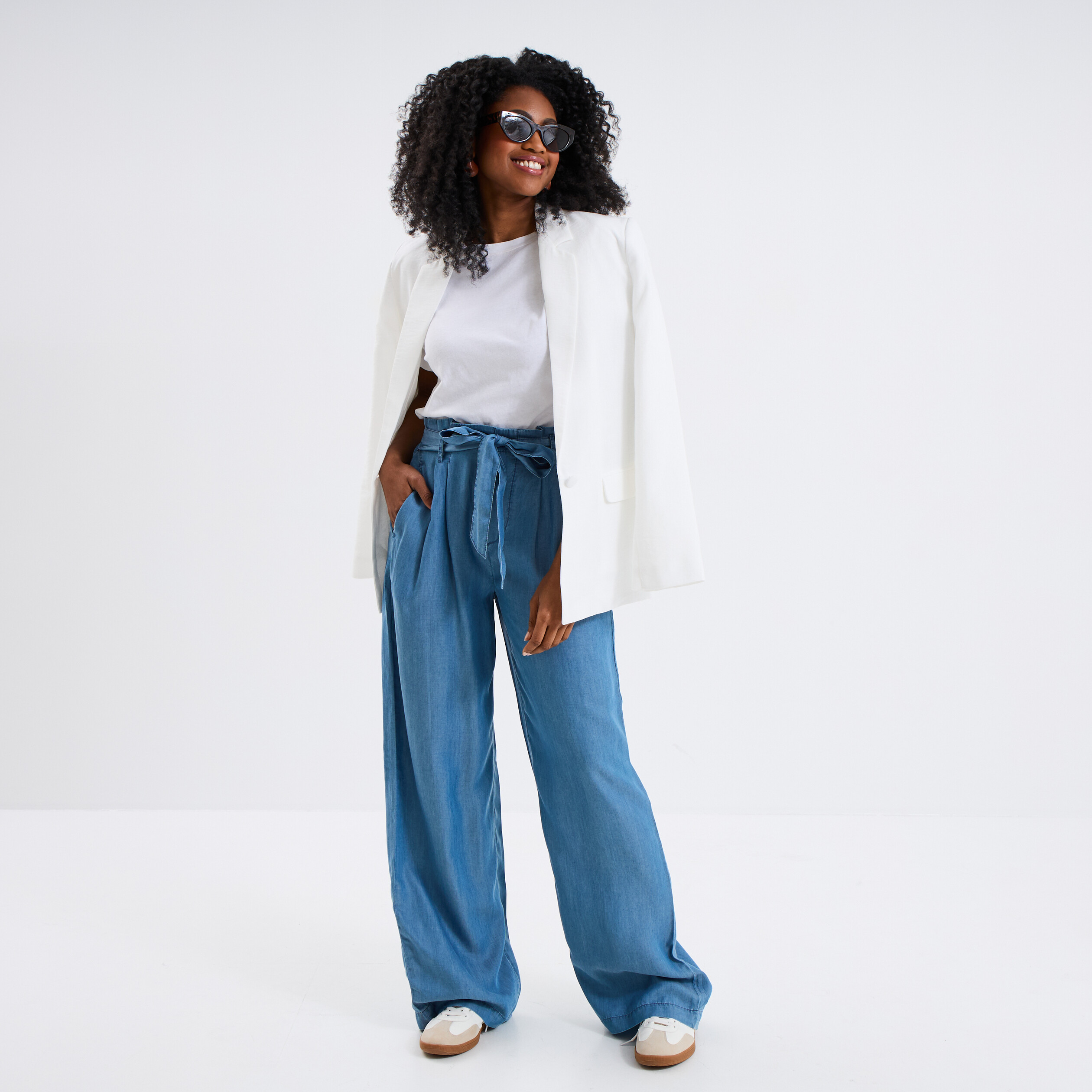 jean large taille elastiquee ceinture denim double stone femme Jean large taille élastiquée ceinturé denim double stone femme