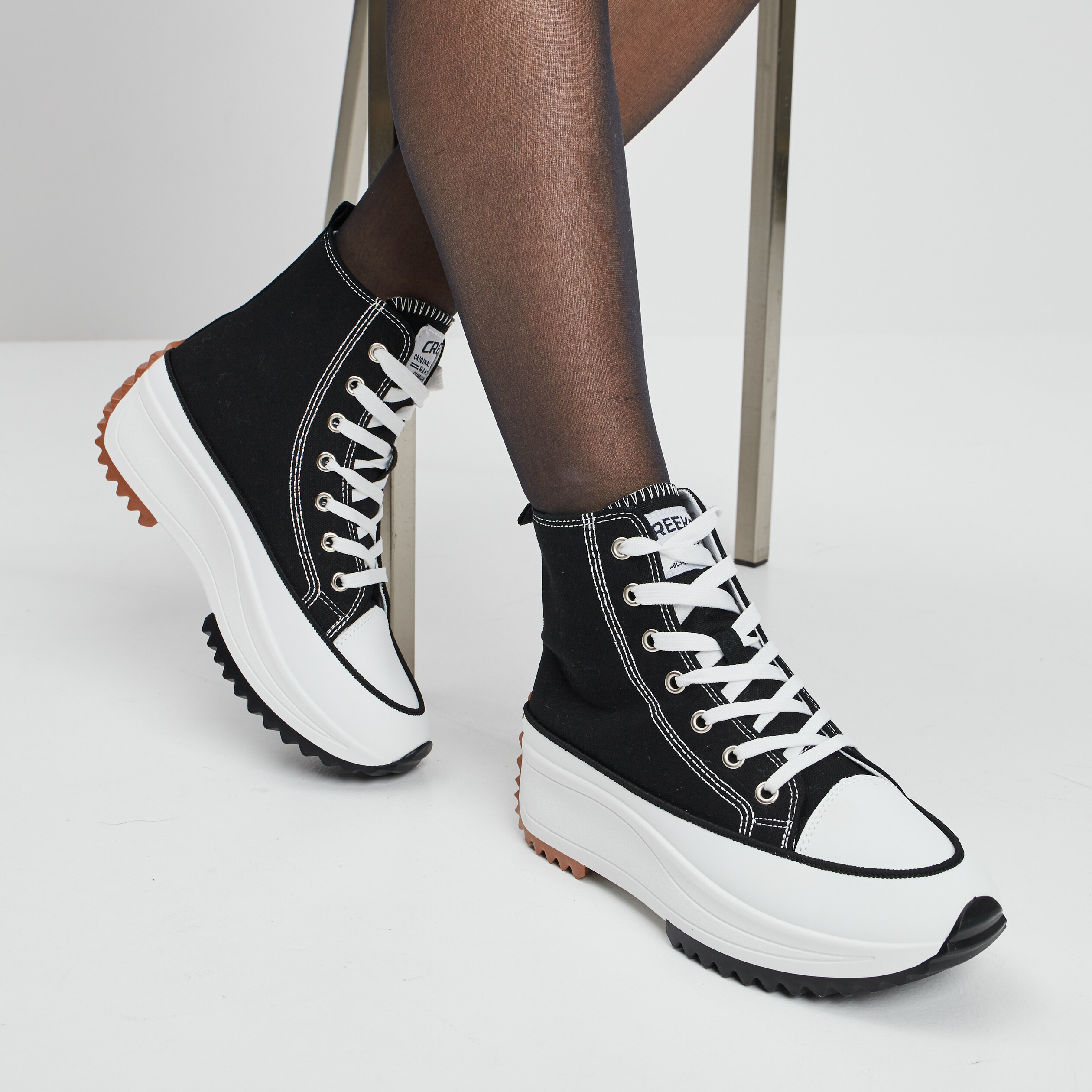 Baskets tennis Creeks noir femme