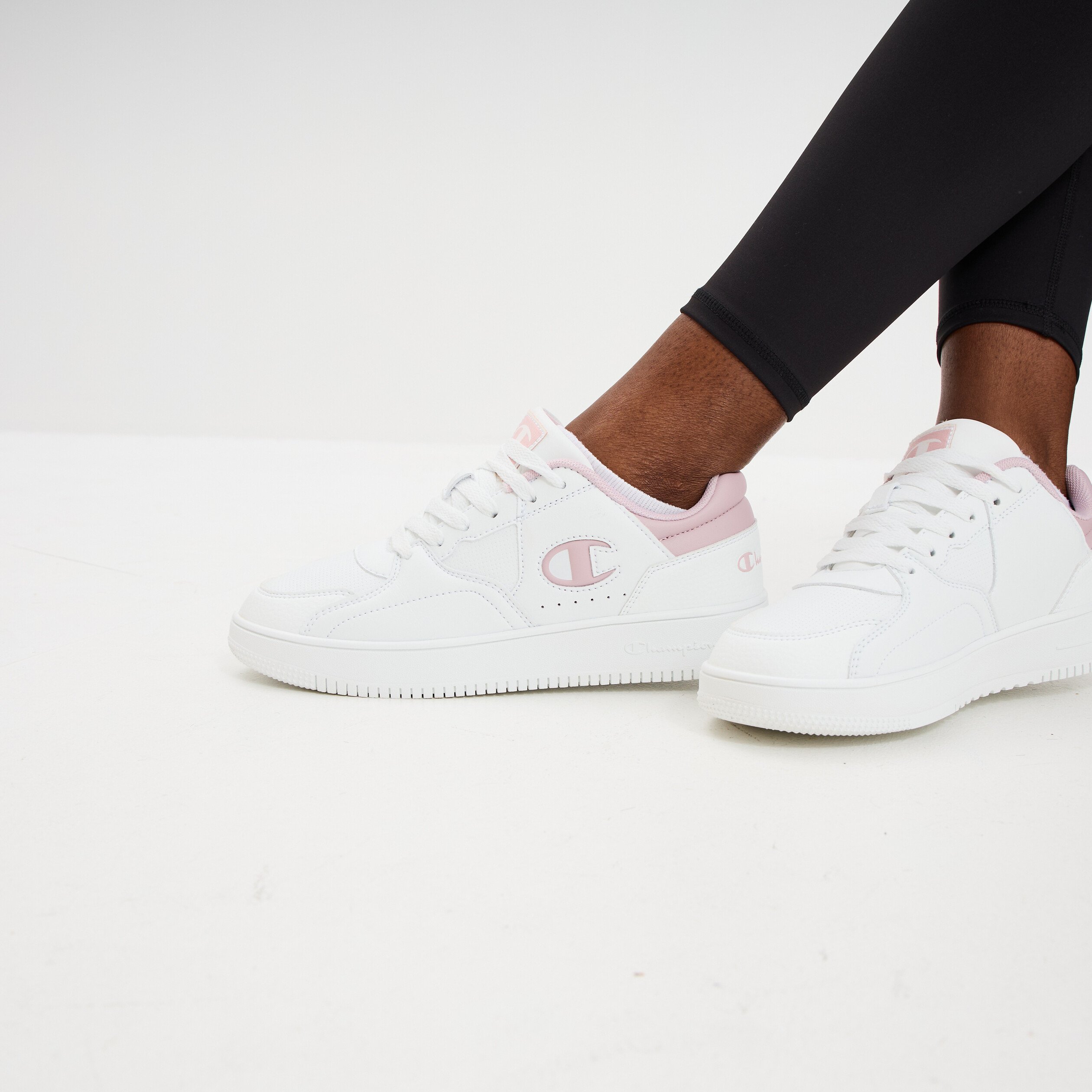 tennis basses a lacets champion rose femme Tennis basses à lacets Champion rose femme
