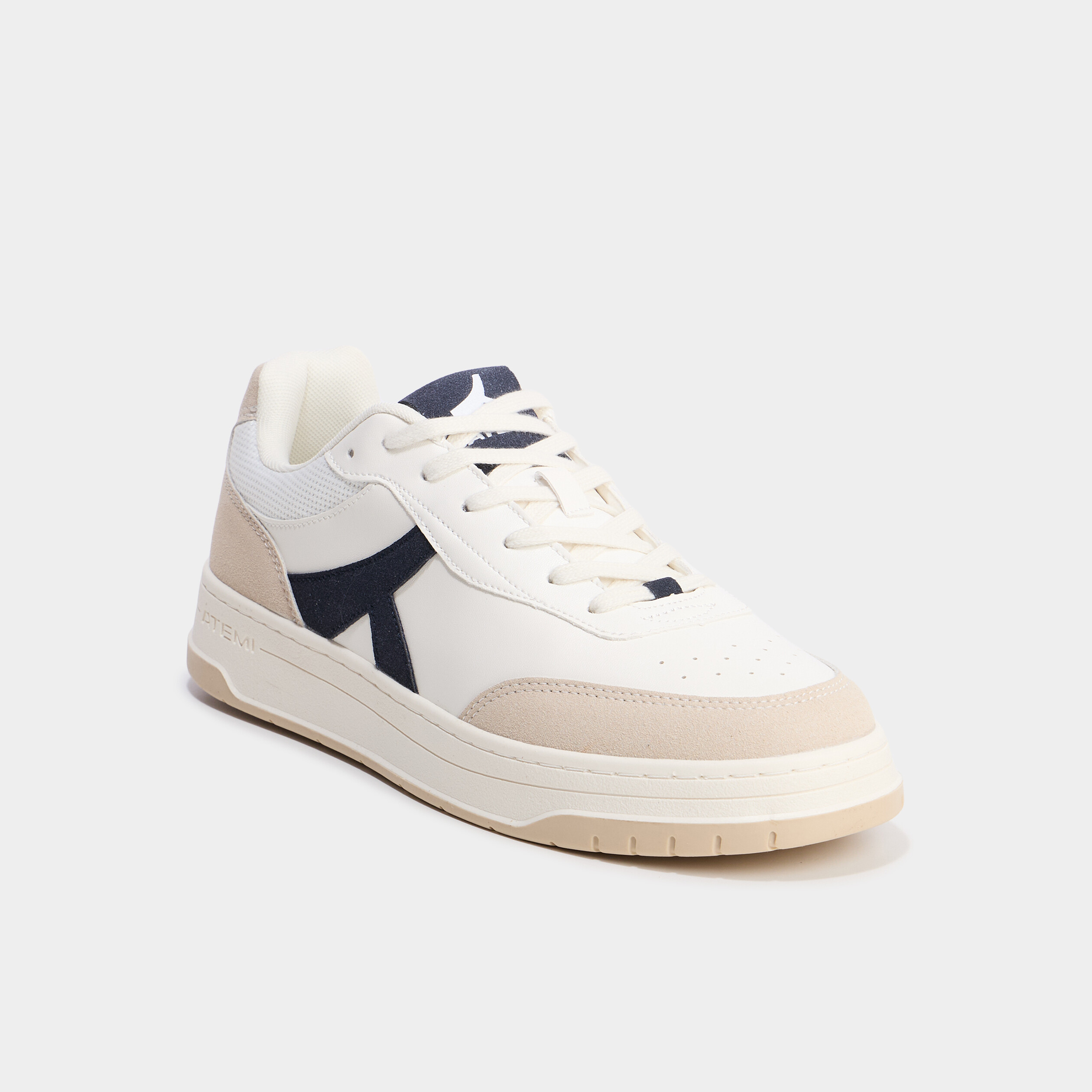 Baskets &agrave; lacets semelle plate bleu marine homme