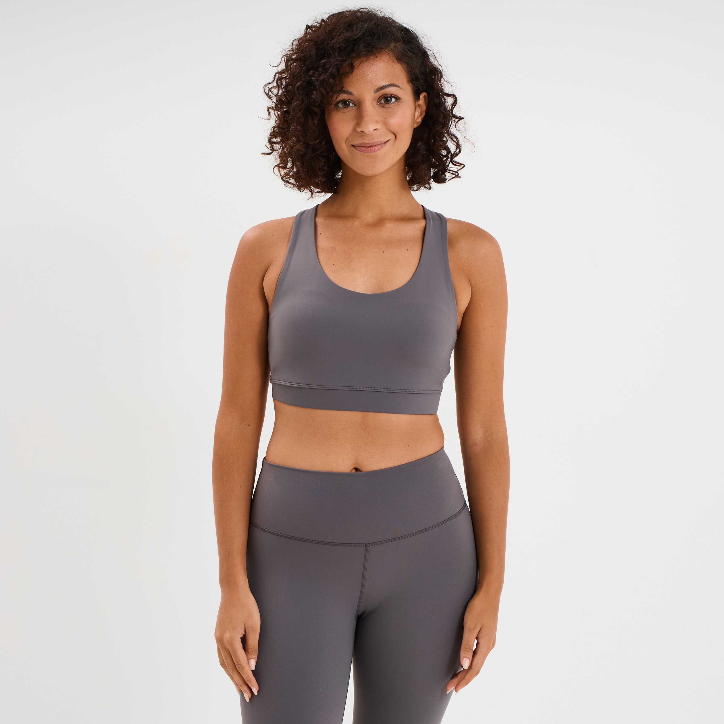Brassi&egrave;re de sport dos nageur gris fonc&eacute; femme