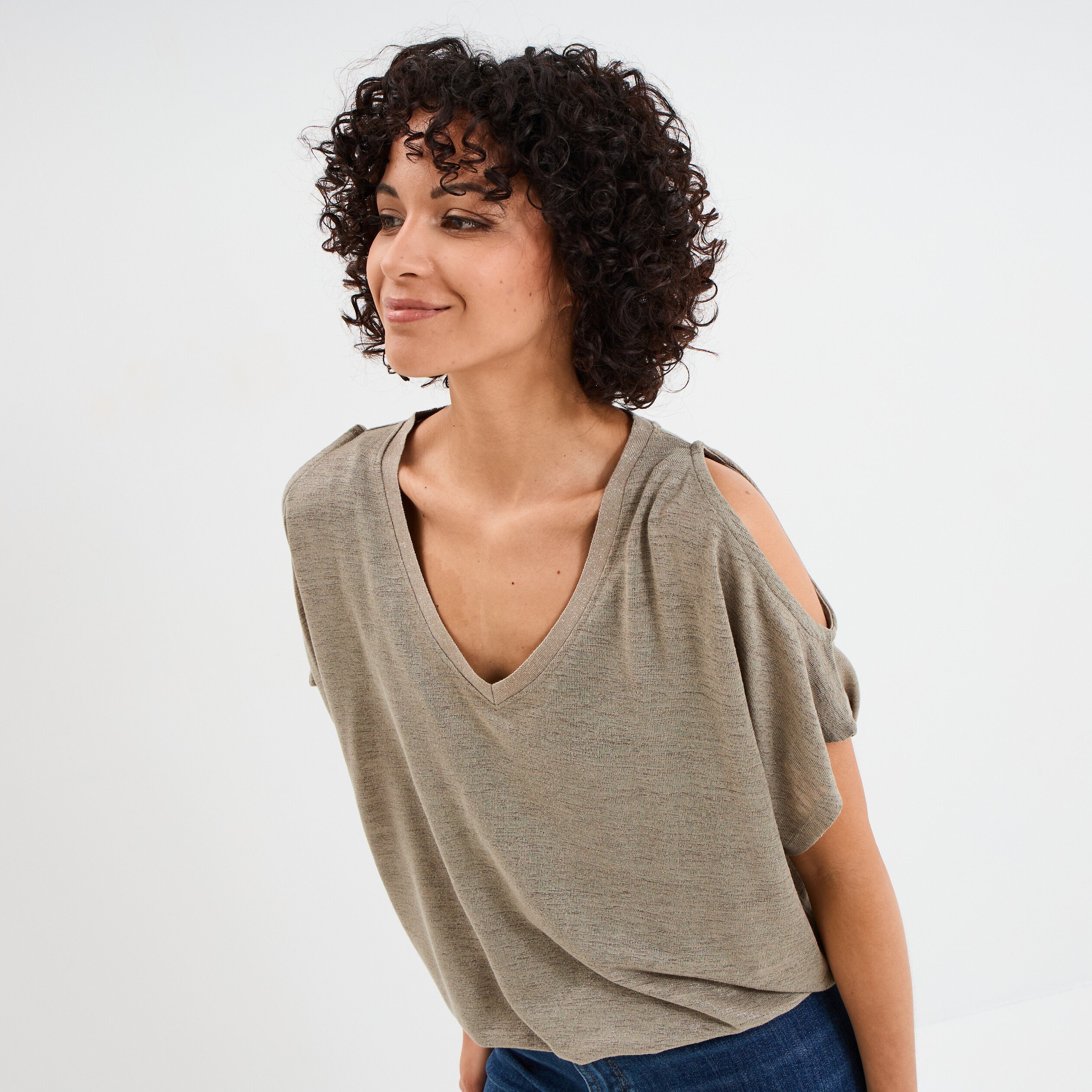 t shirt epaules ouvertes col en v vert kaki femme T-shirt épaules ouvertes col en V vert kaki femme