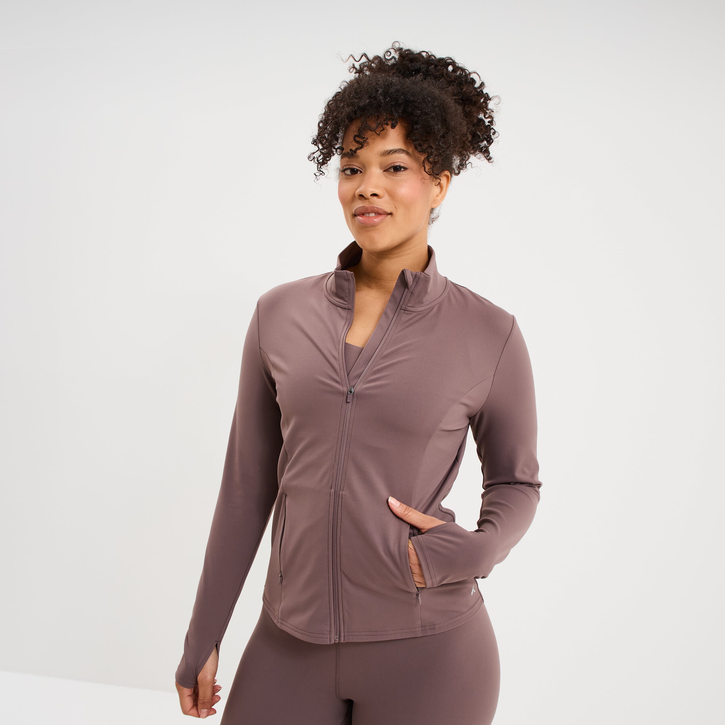 Veste de sport ajust&eacute;e avec fermeture mauve femme