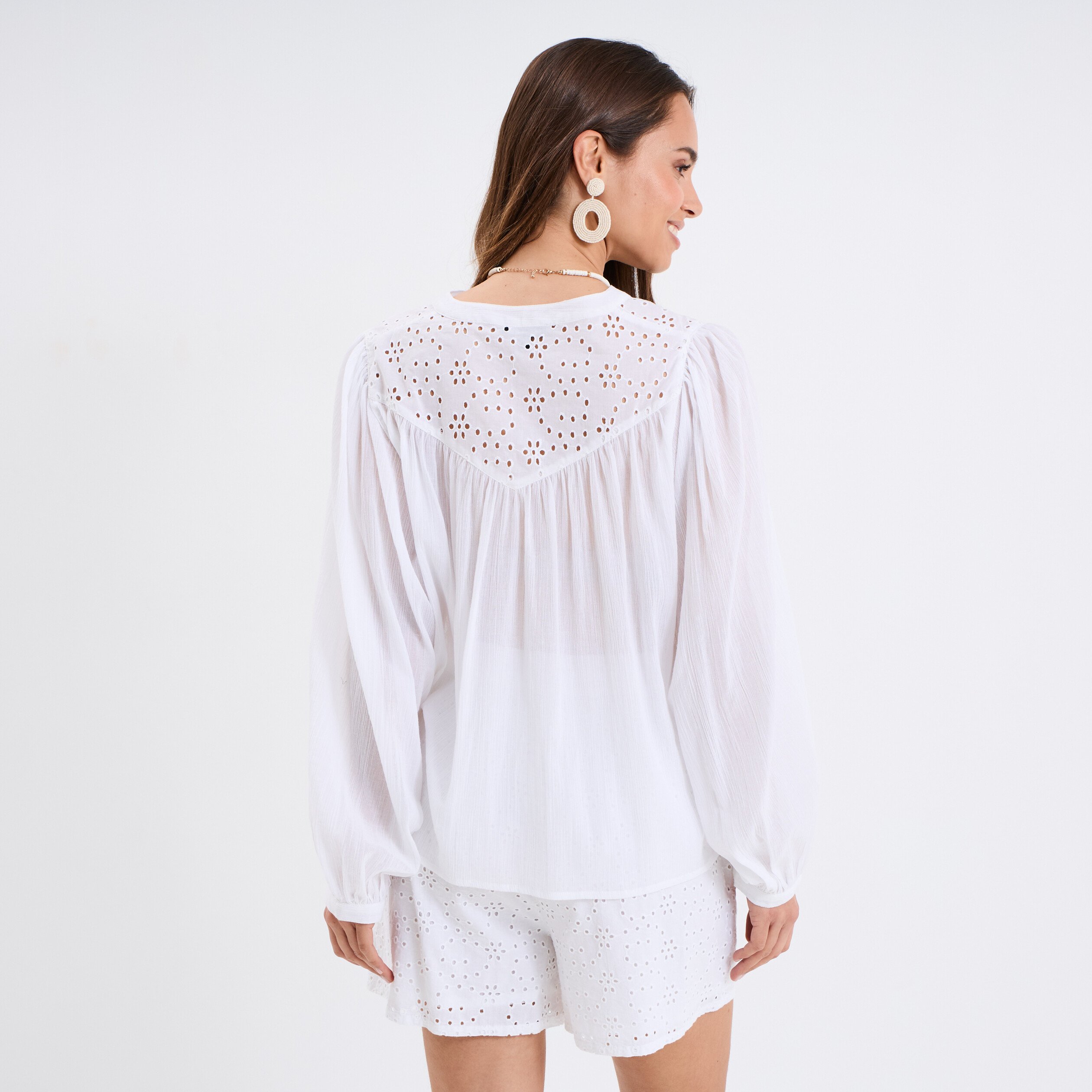 blouse col tunisien broderie anglaise blanc femme Blouse col tunisien broderie anglaise blanc femme