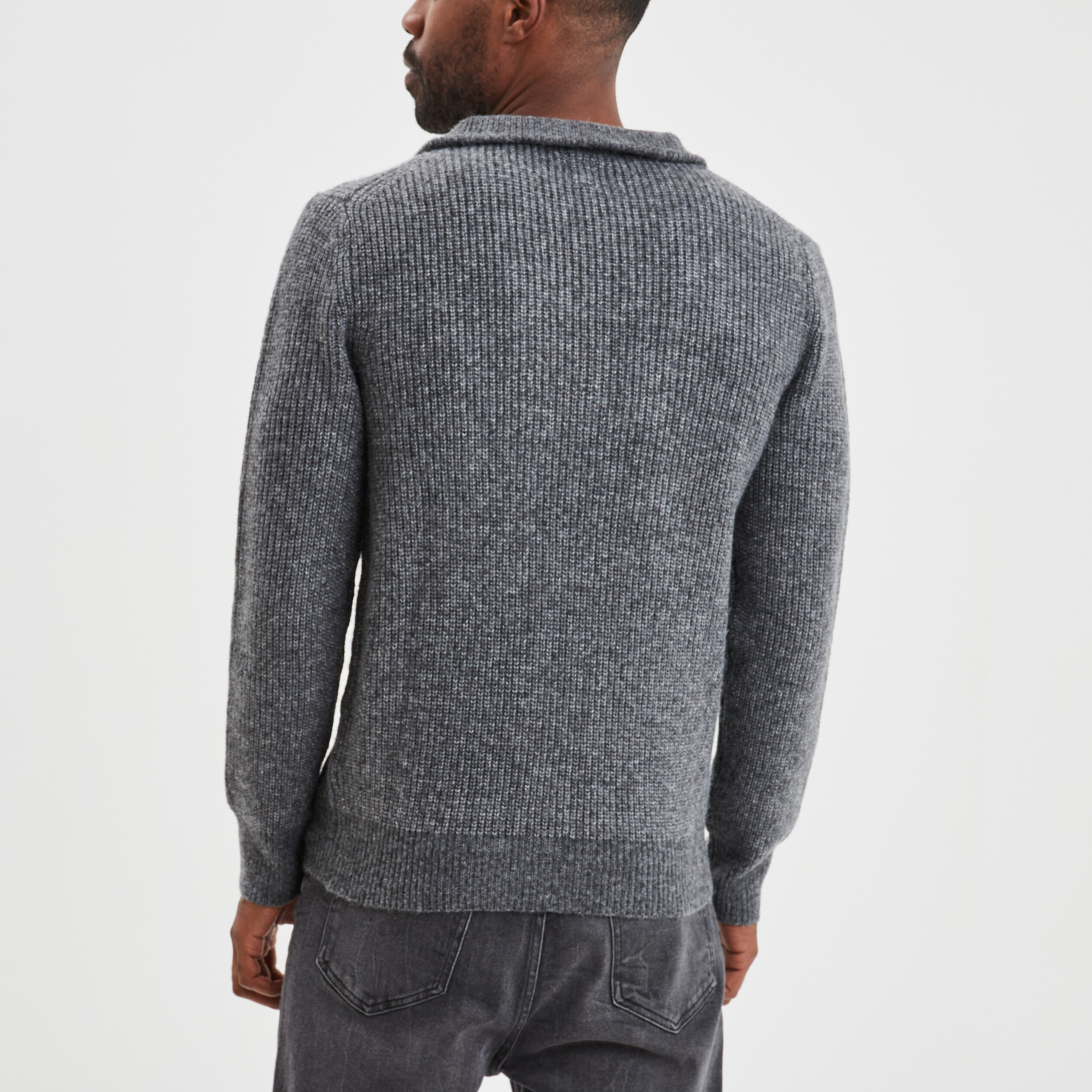 Pull avec col camionneur côtelé gris foncé homme