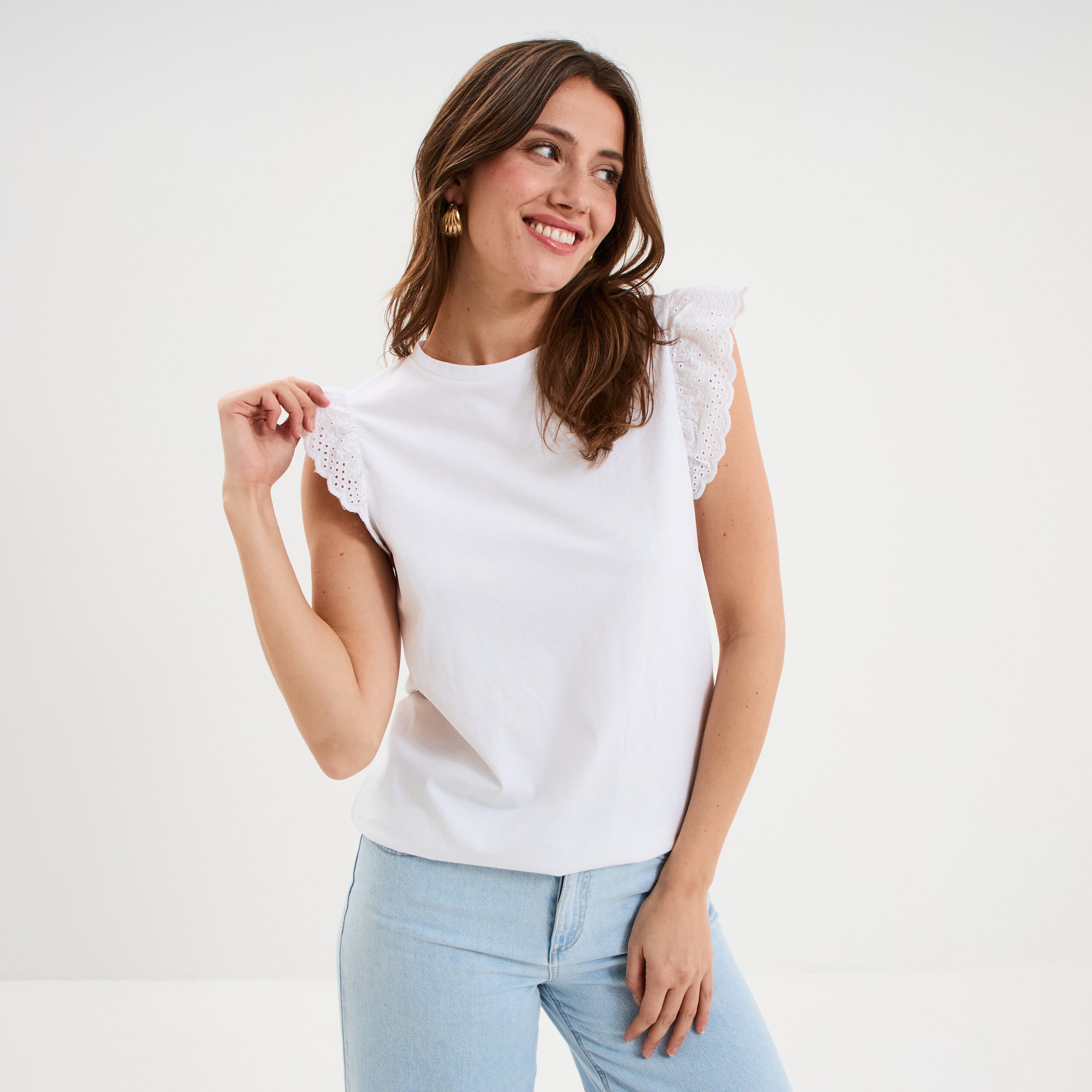 D&eacute;bardeur volants broderie anglaise blanc femme