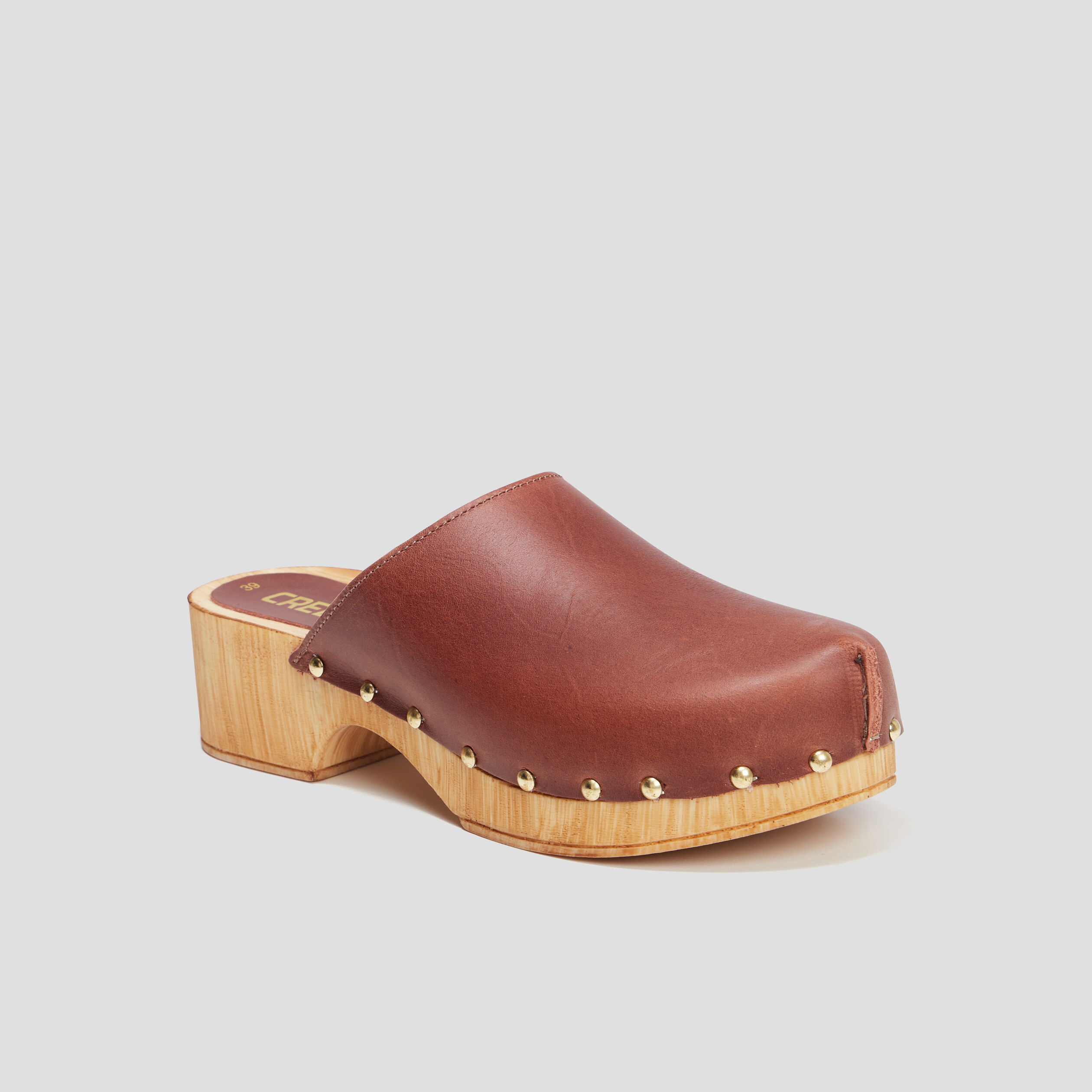 mules fermees cuir femme