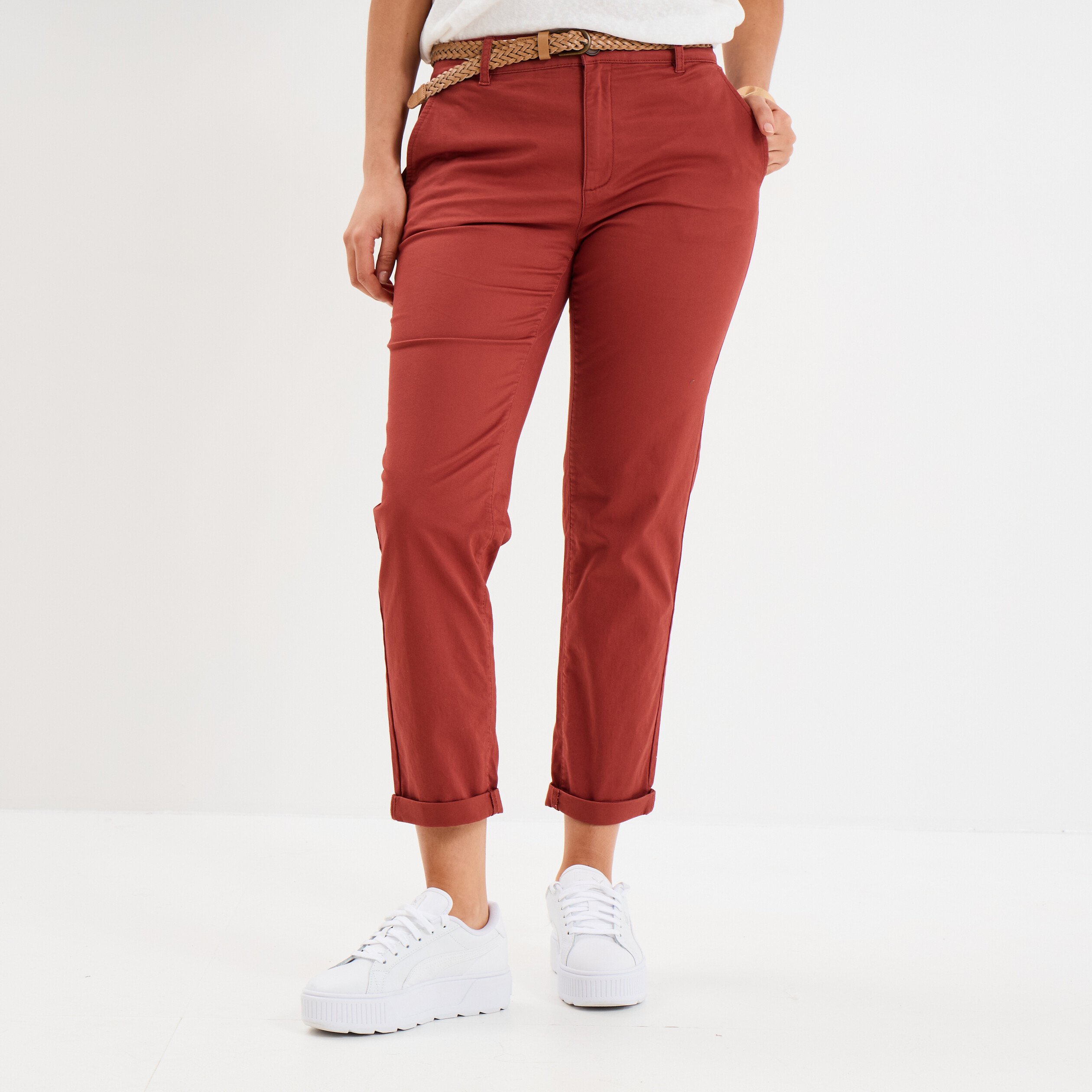 pantalon chino 78eme ceinture tressee rouge fonce femme Pantalon chino 7/8ème ceinture tressée rouge foncé femme