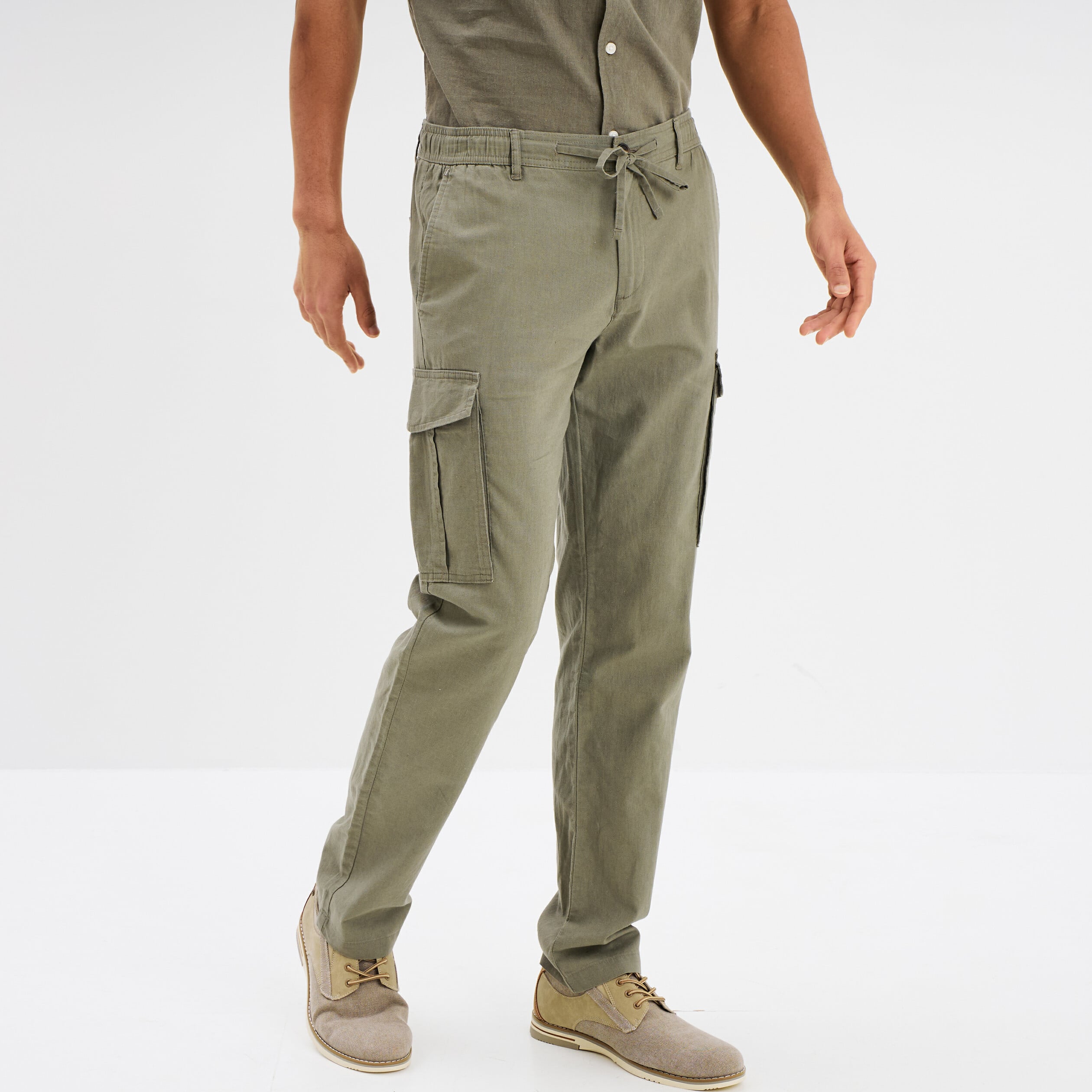 Pantalon cargo en lin m&eacute;lang&eacute; vert kaki homme