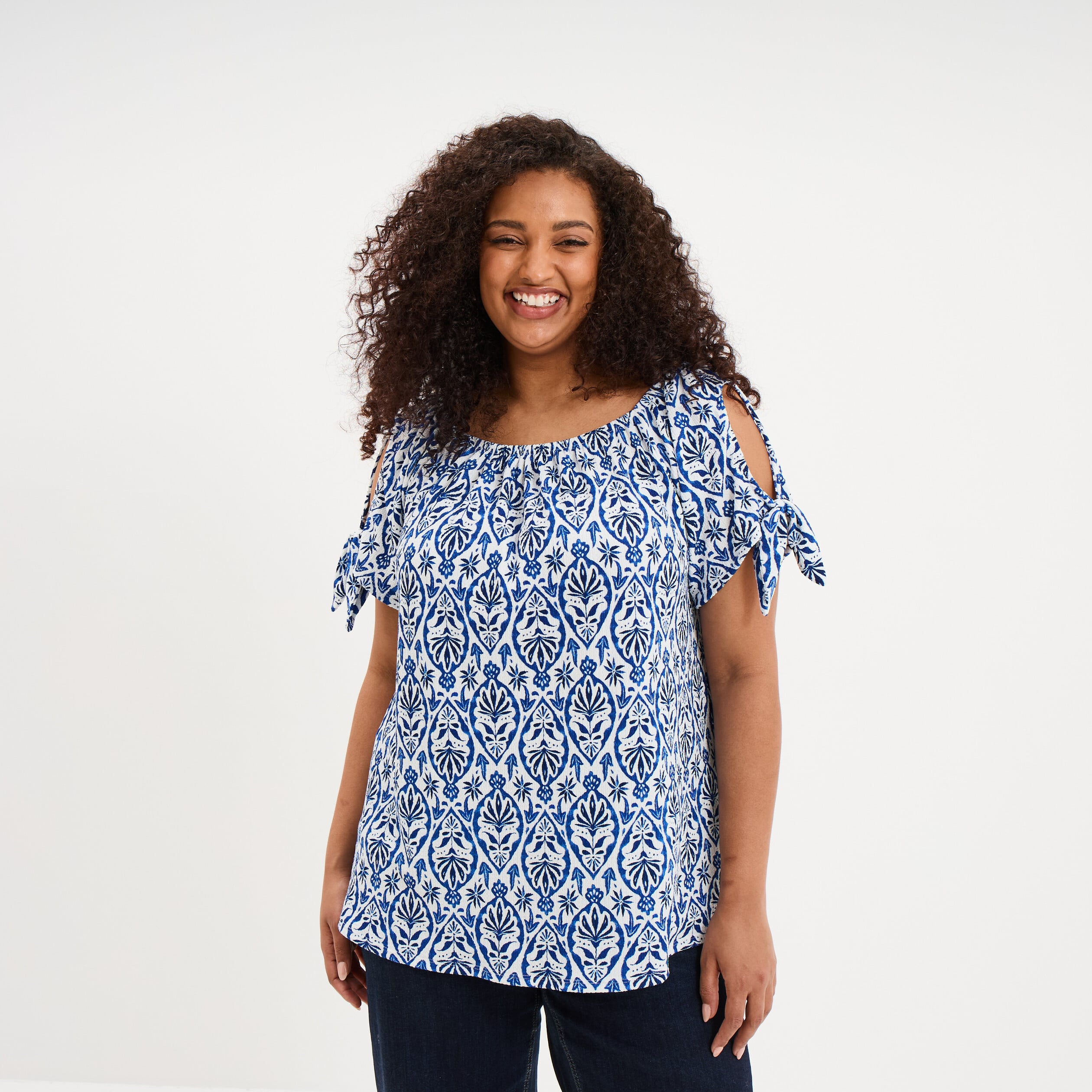 T-shirt gaufr&eacute; avec manches &agrave; noeuds ecru femme grande taille