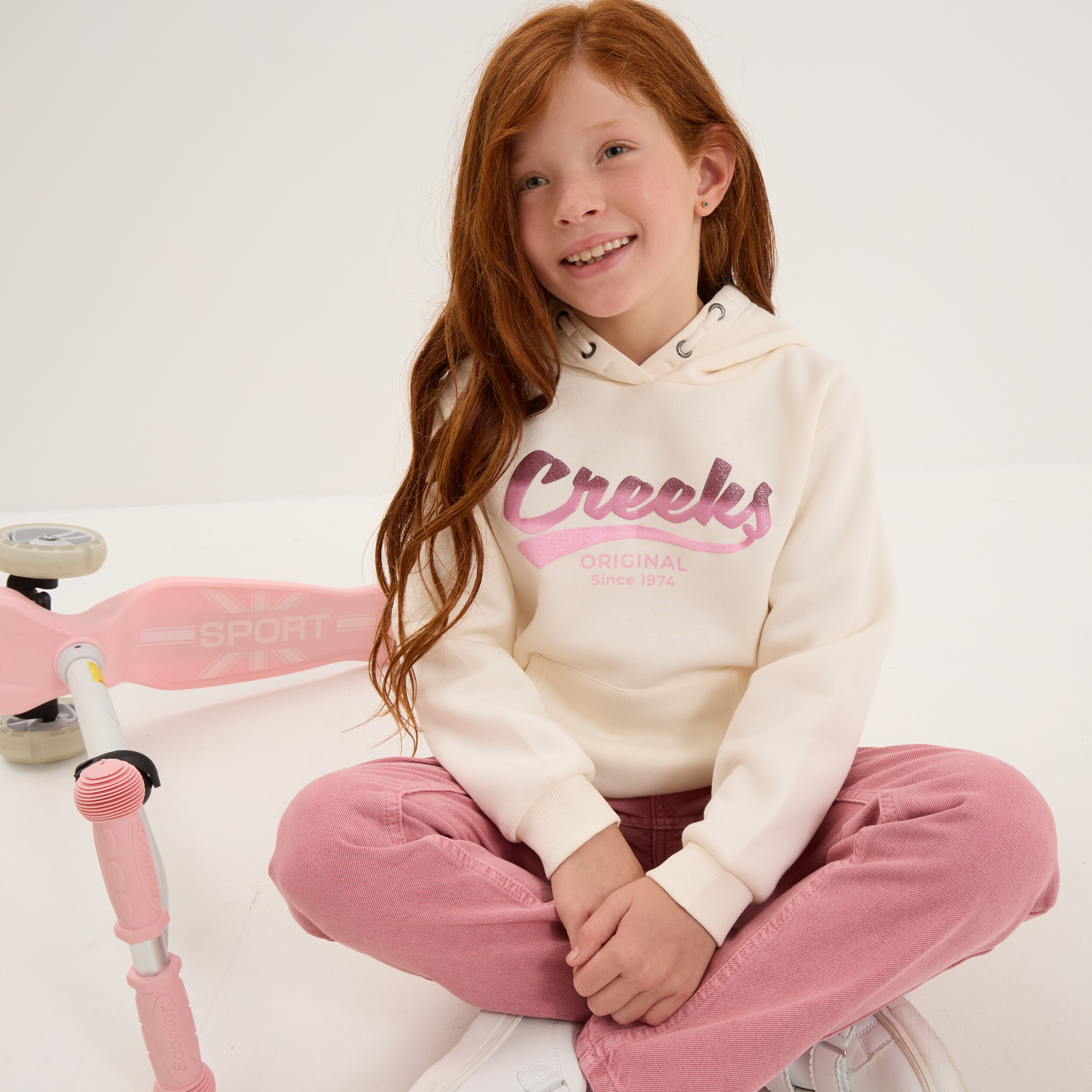 Sweat &agrave; capuche hoodie &agrave; logo creme fille
