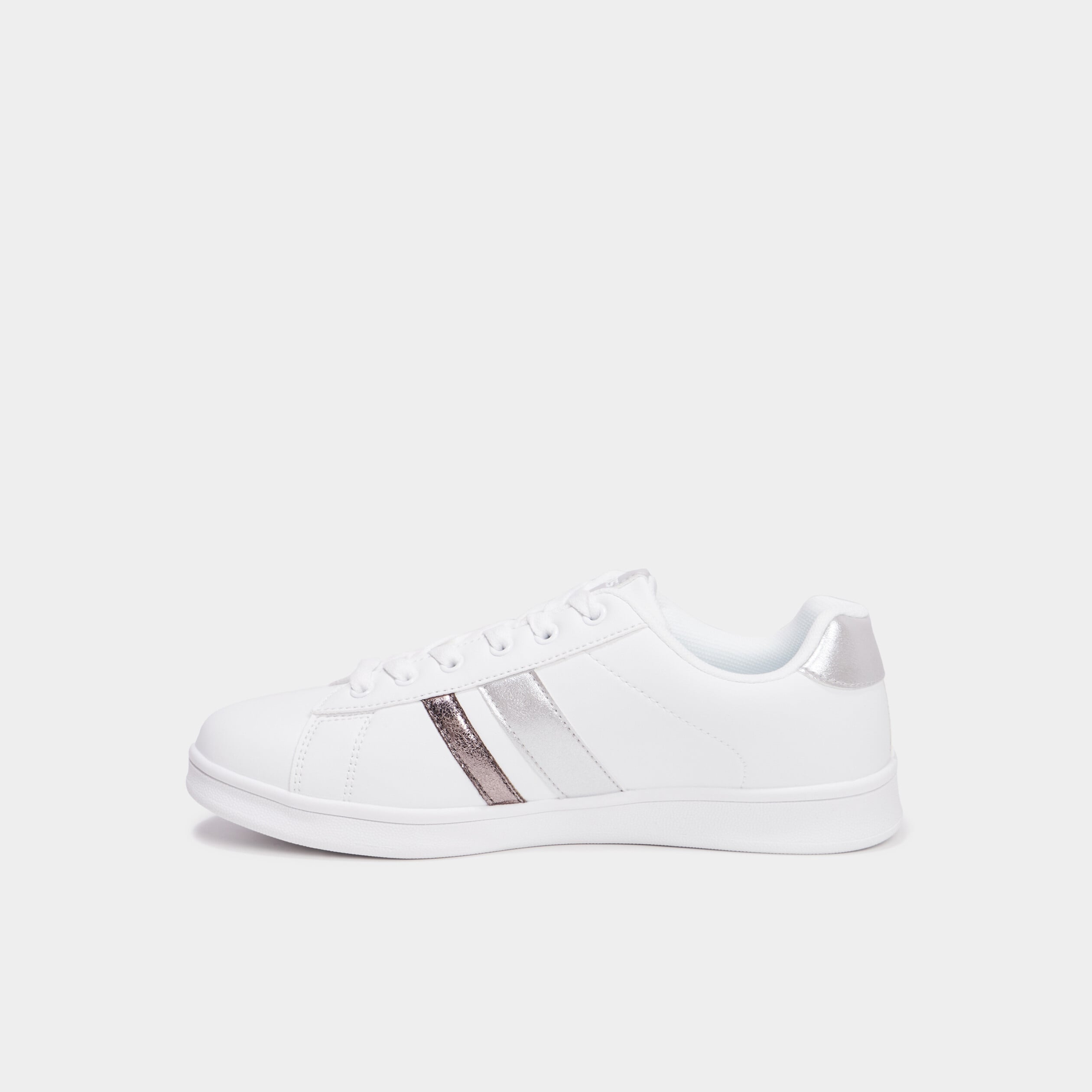 Tennis basses &agrave; lacets Creeks Tahana gris argent femme