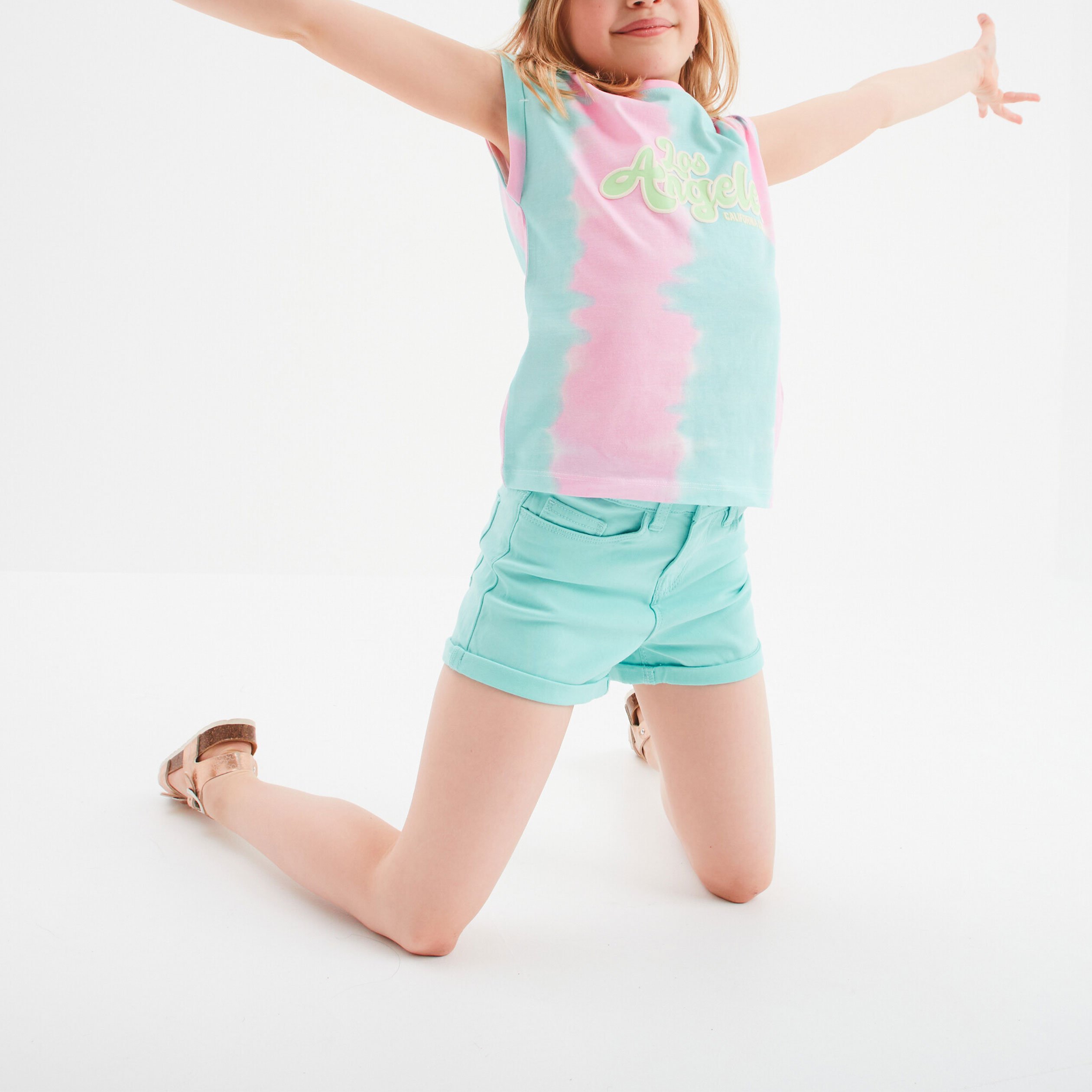short ajuste en twill bleu turquoise fille Short ajusté en twill bleu turquoise fille