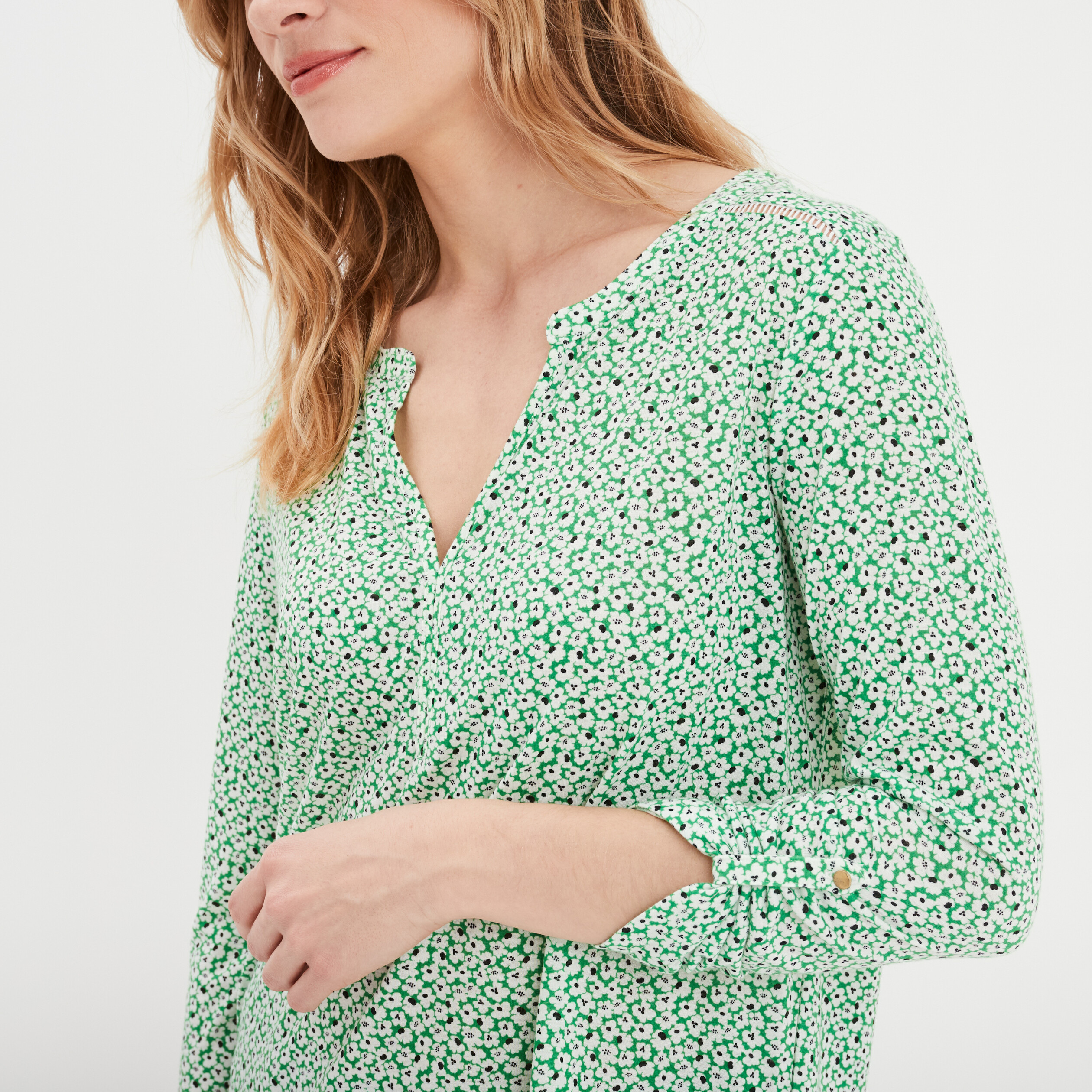 t shirt manches longues a revers vert femme T-shirt manches longues à revers vert femme
