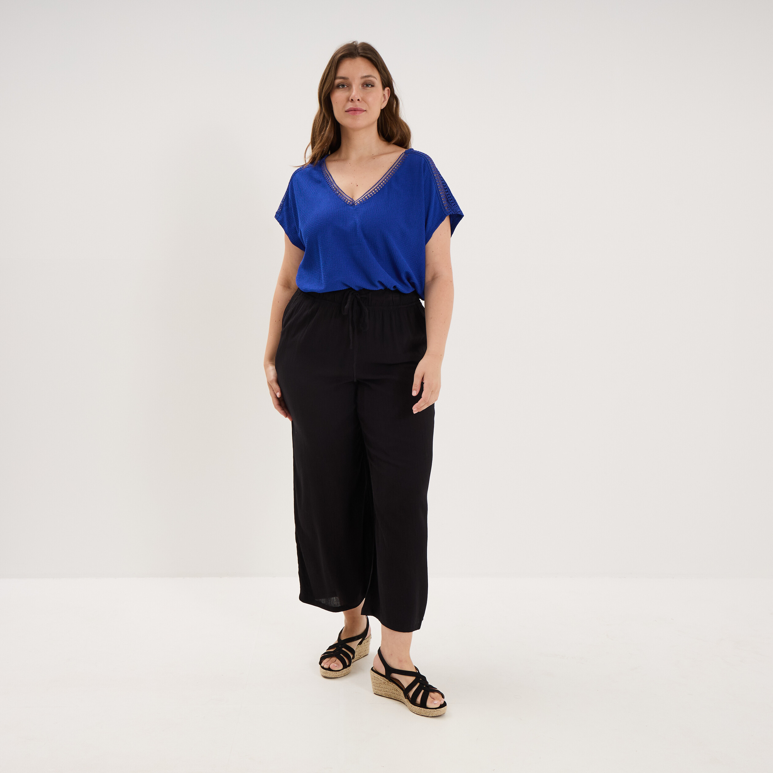 T-shirt bandes dentelle col en V bleu electrique femme grande taille