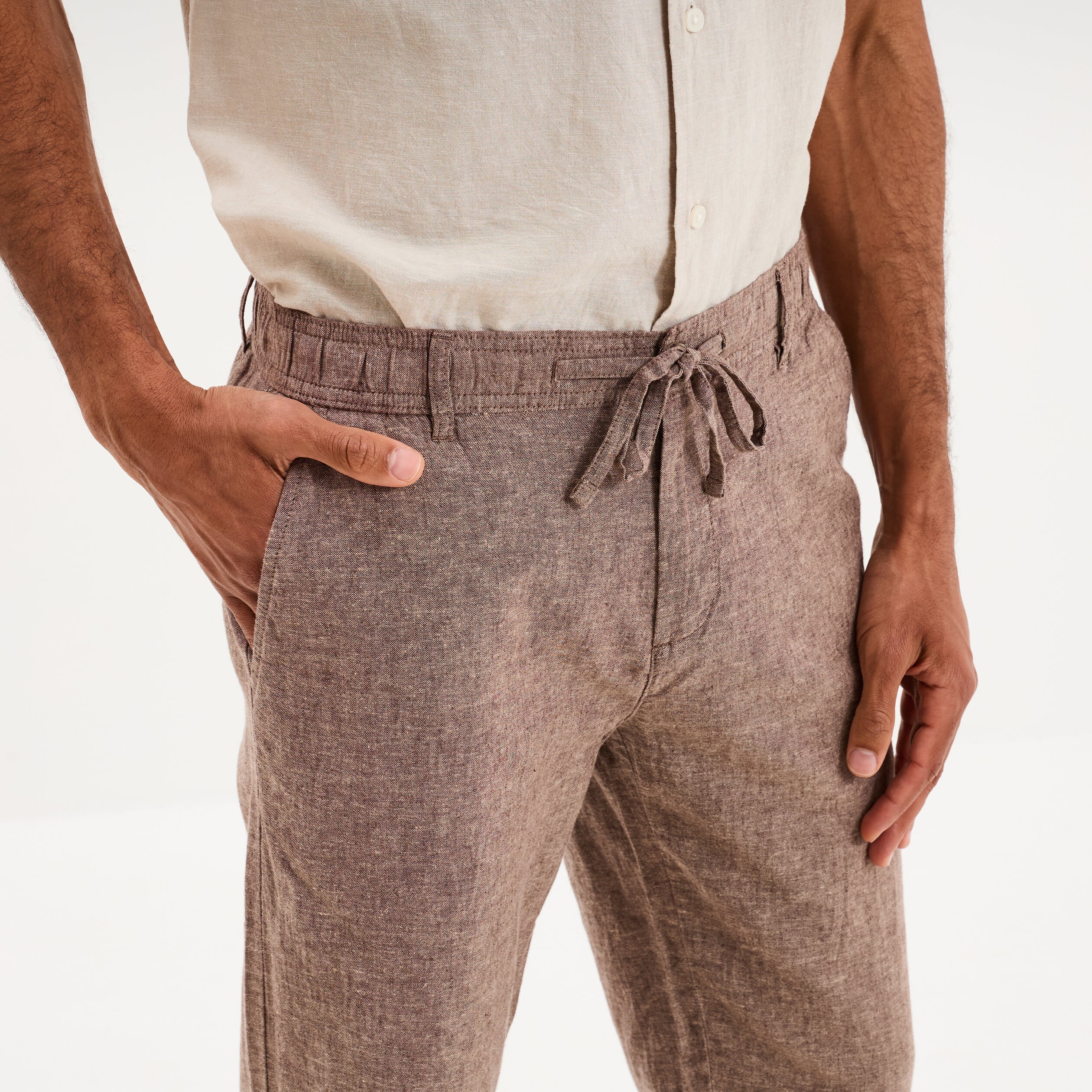 Pantalon chino droit lin m&eacute;lang&eacute; marron homme