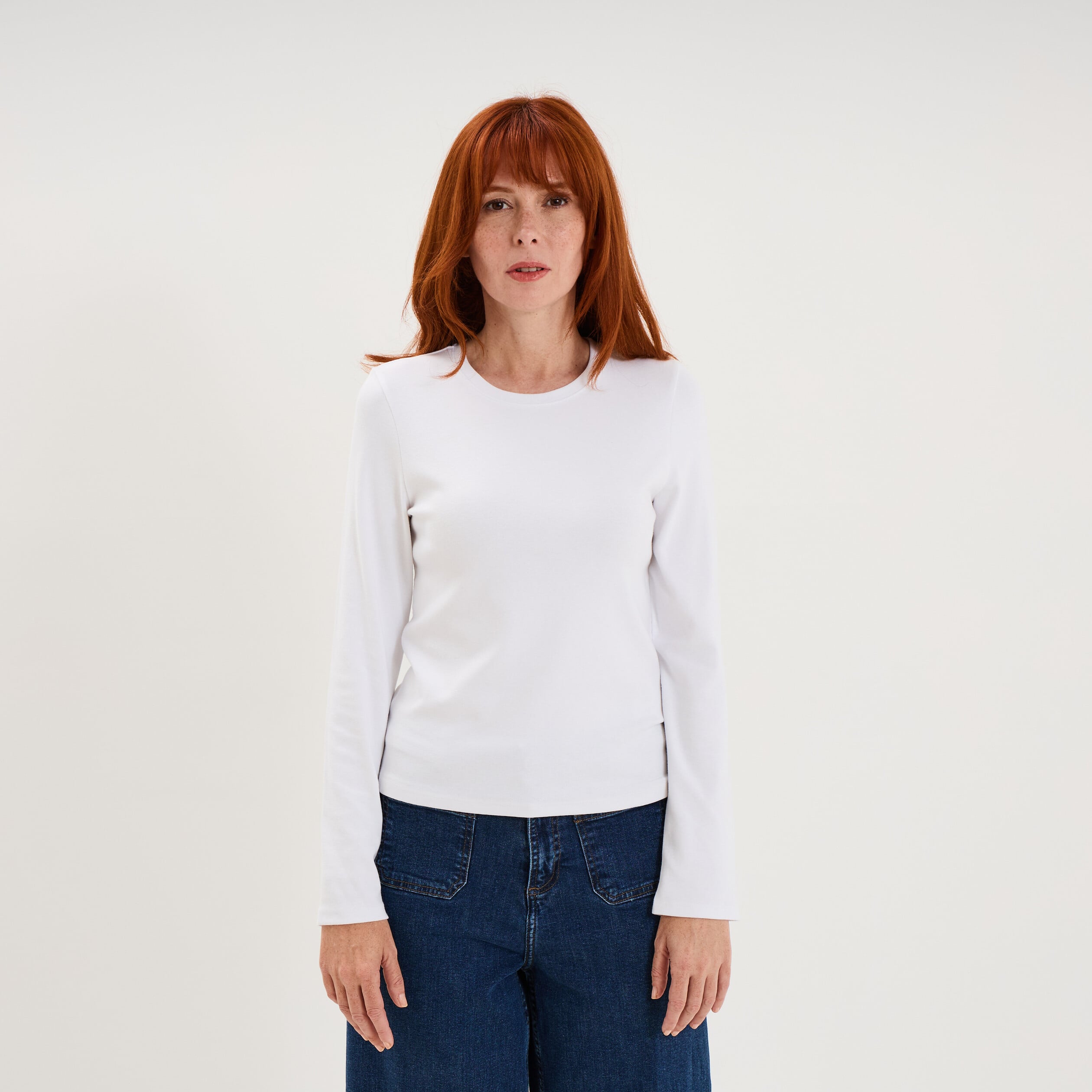 T-shirt manches longues col rond ajust&eacute; blanc femme