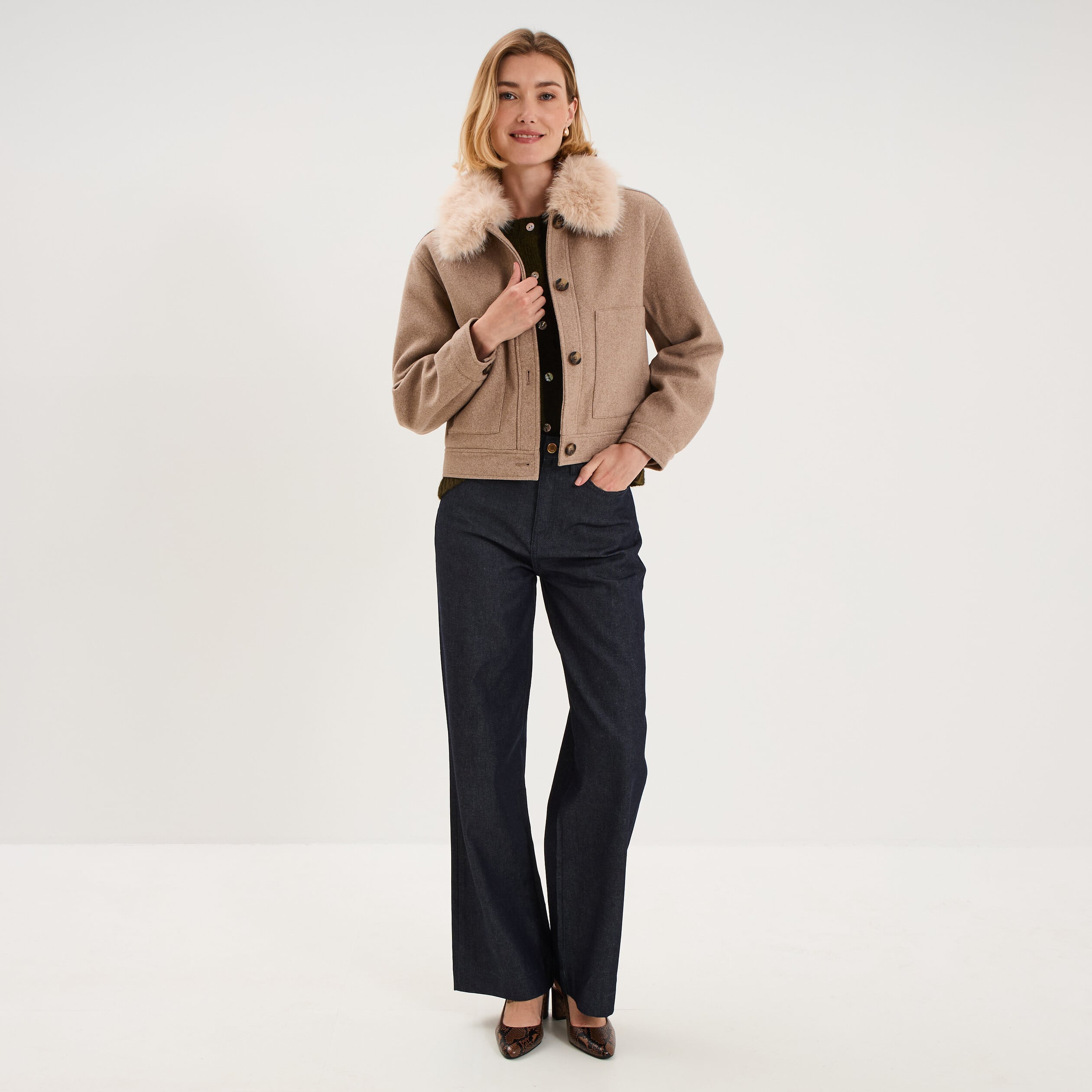 Veste courte col amovible sable femme