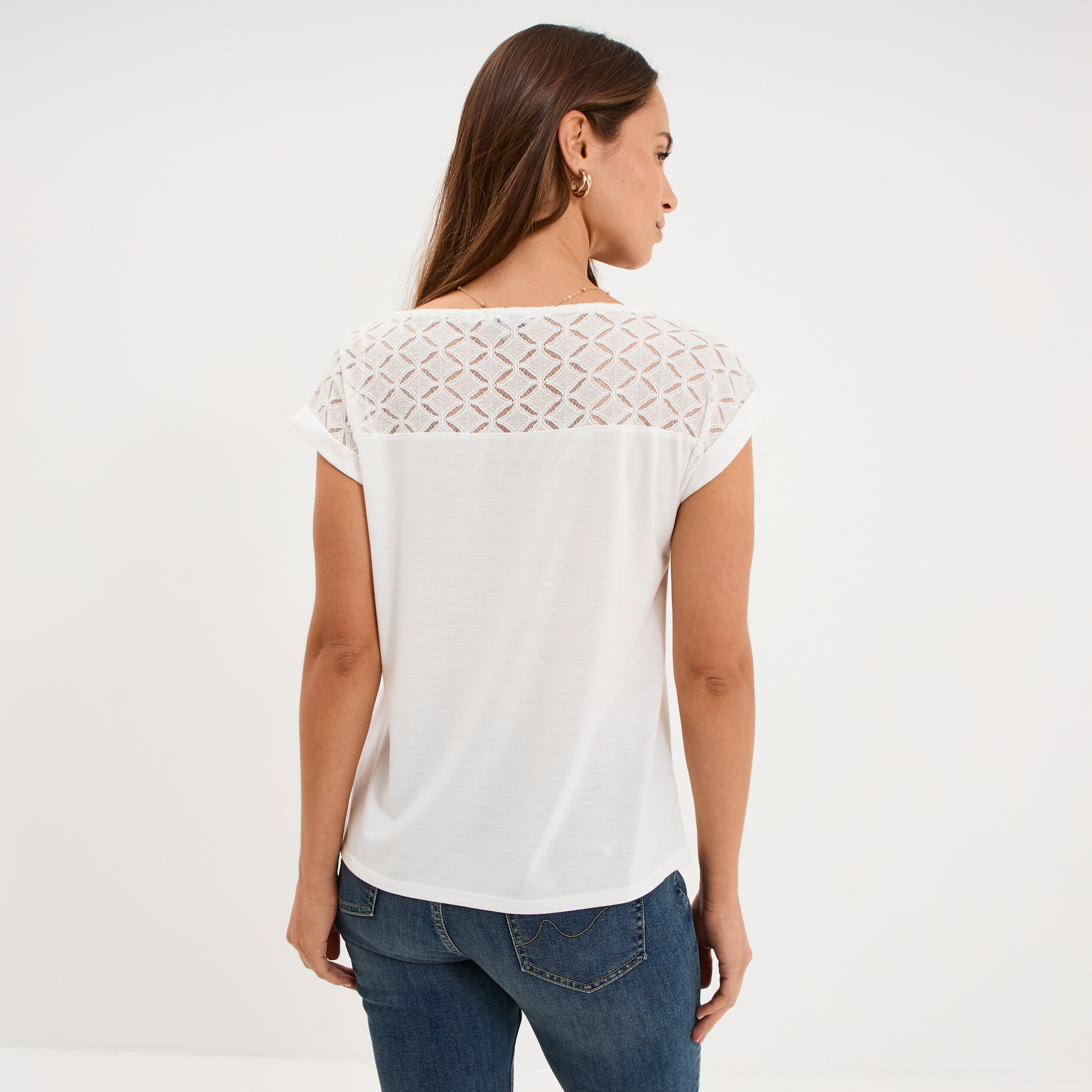 T-shirt col en V ajour&eacute; &eacute;paules et dos blanc femme
