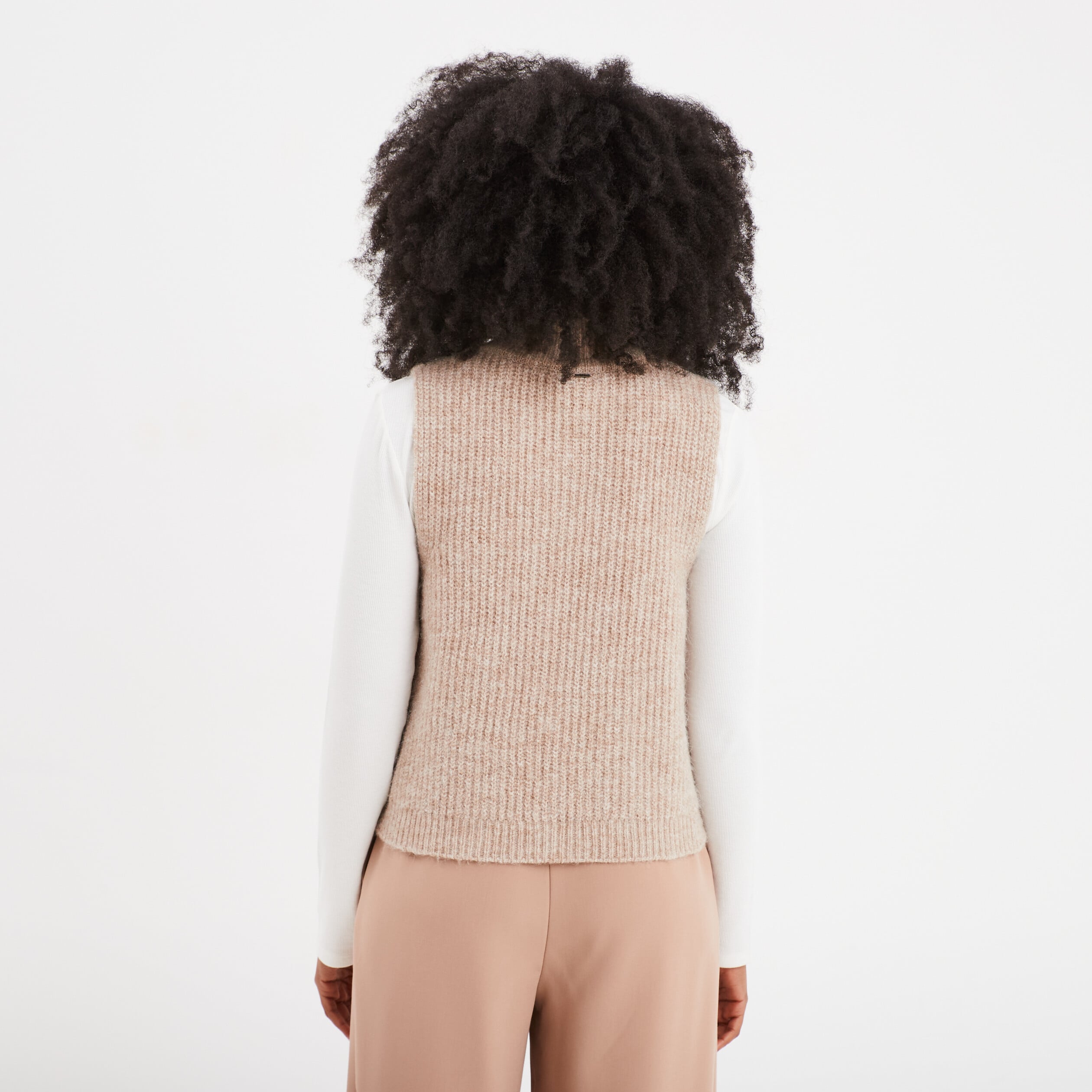Pull col camionneur sans manches beige femme