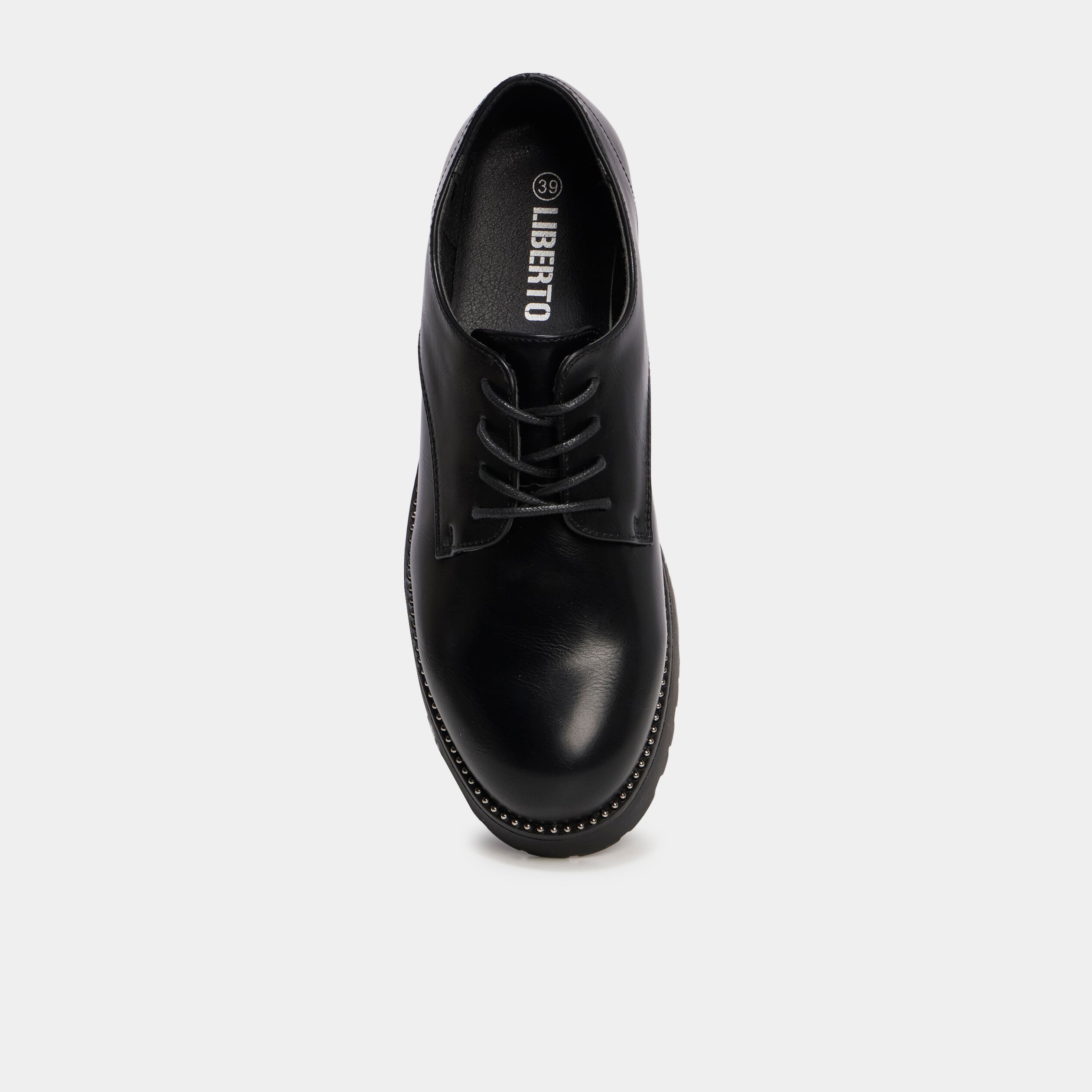 Derbies plate pied large crant&eacute;es noir femme