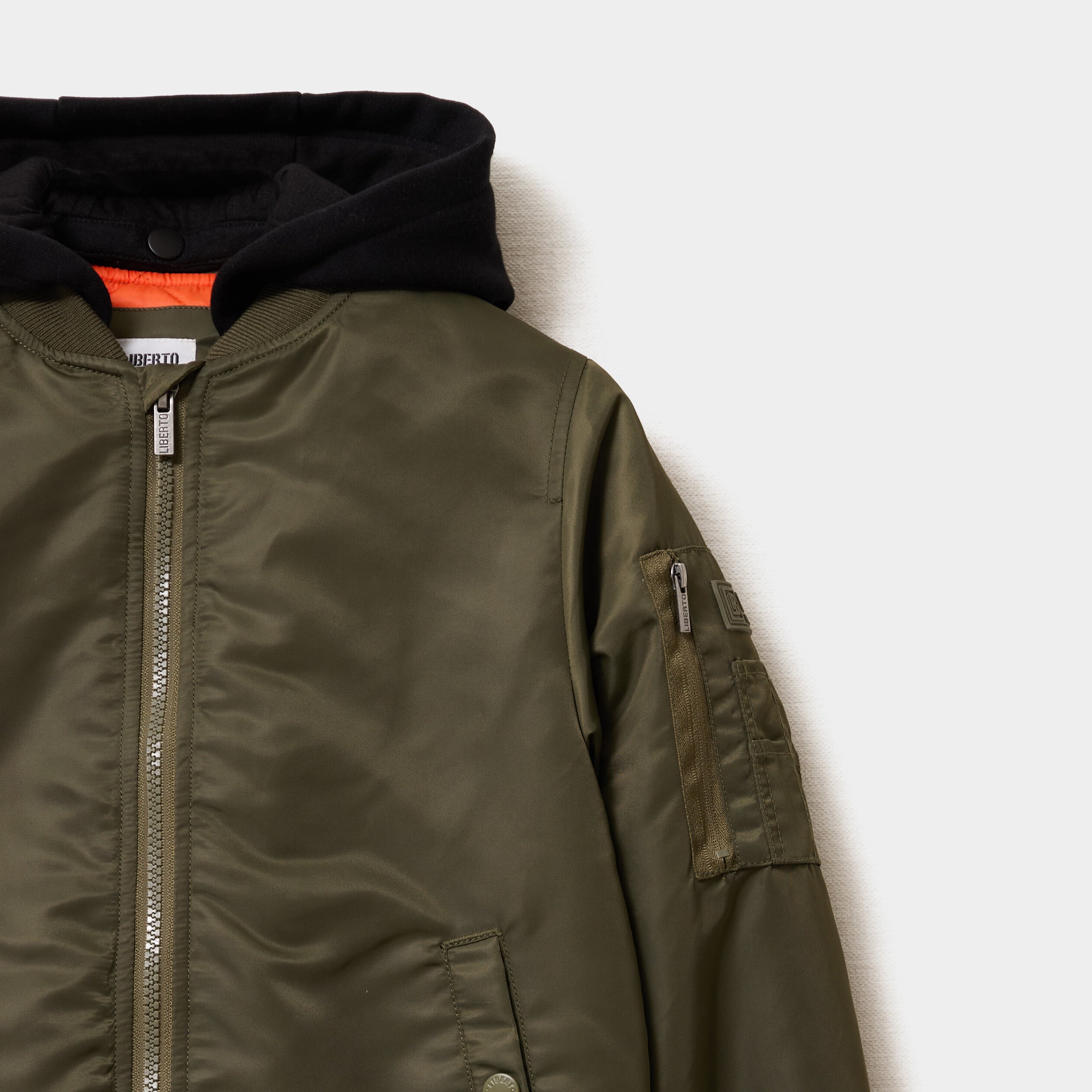 Blouson bomber &agrave; capuche vert kaki gar&ccedil;on