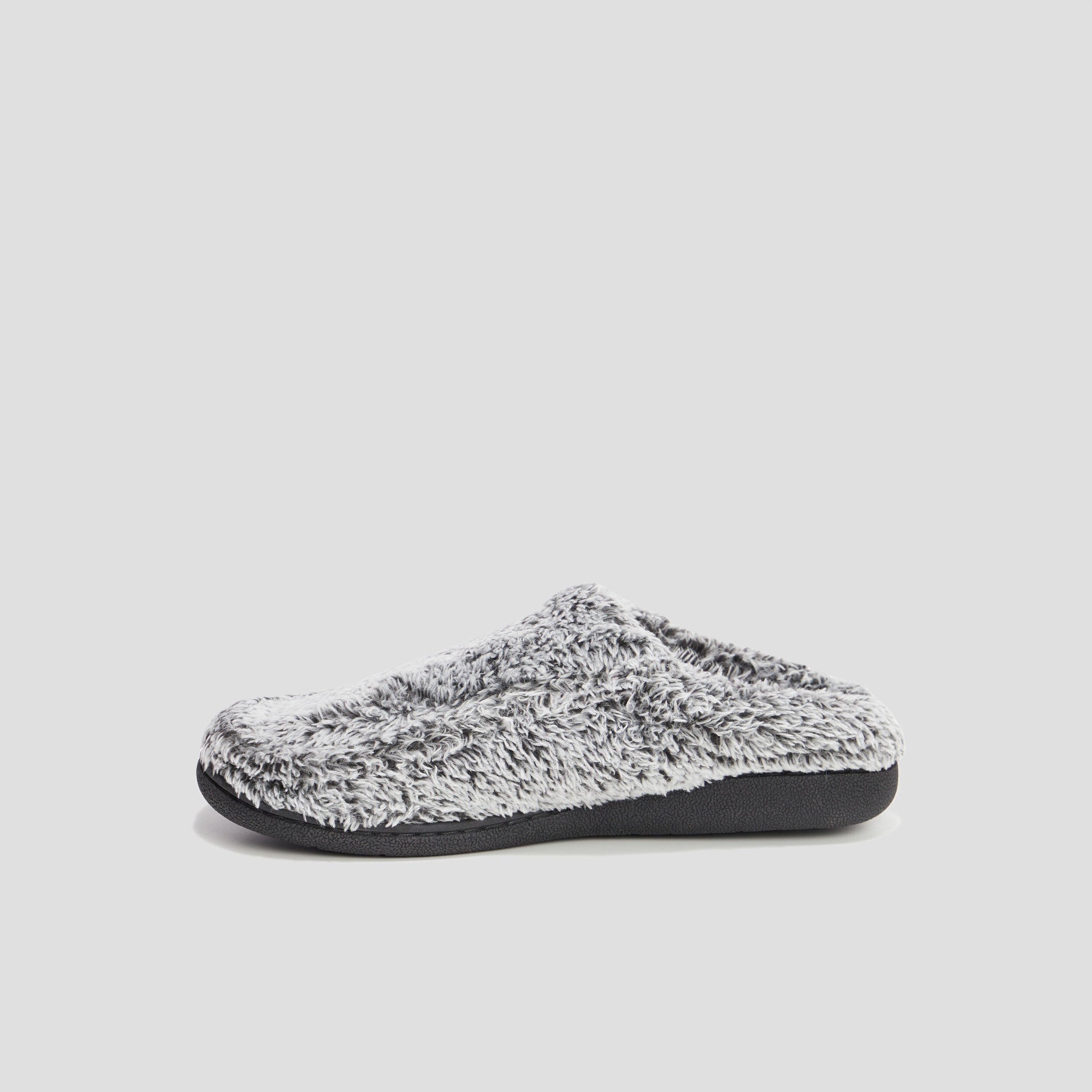 chaussons bout rond fourres gris homme Chaussons bout rond fourrés gris homme