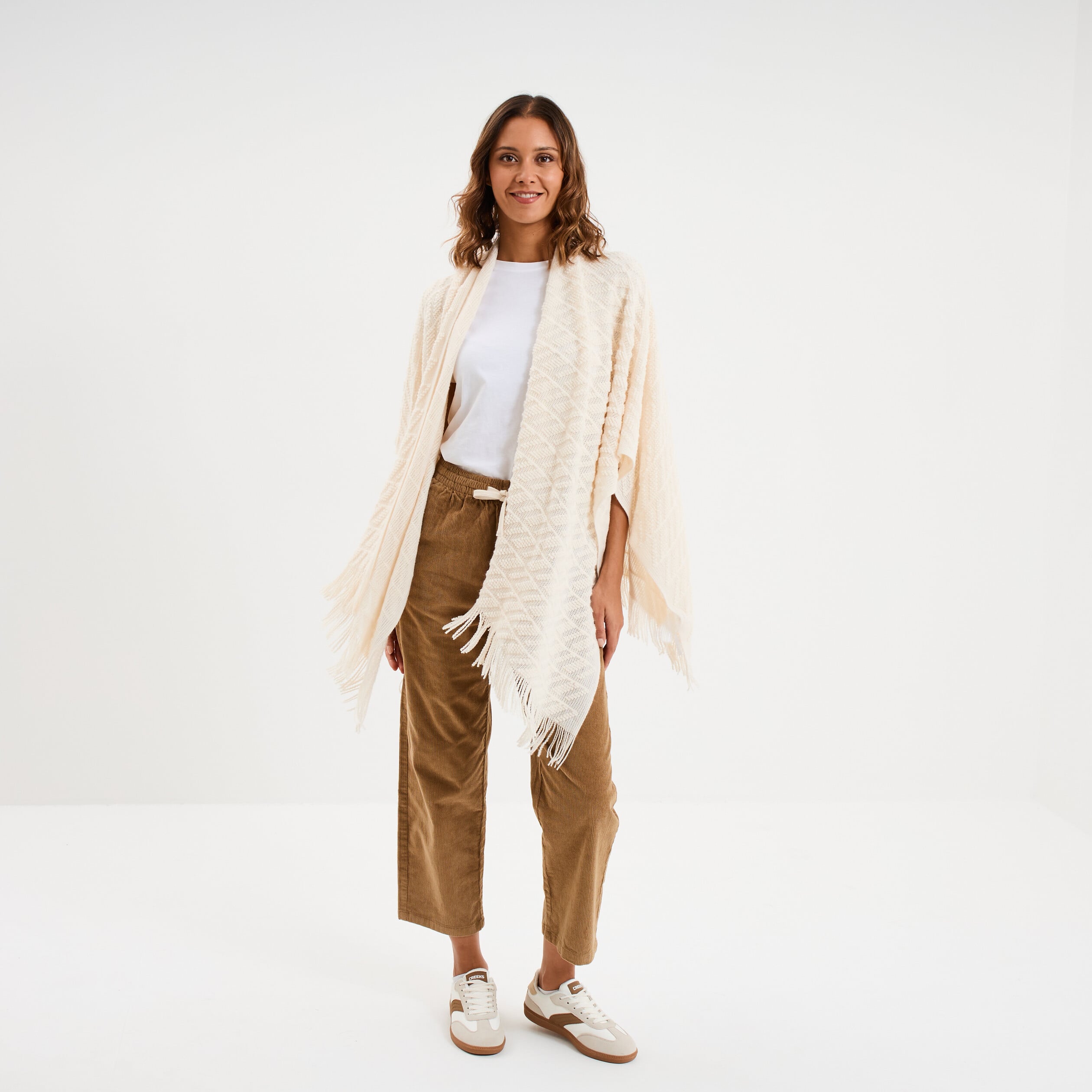 Poncho &agrave; franges ample ivoire femme