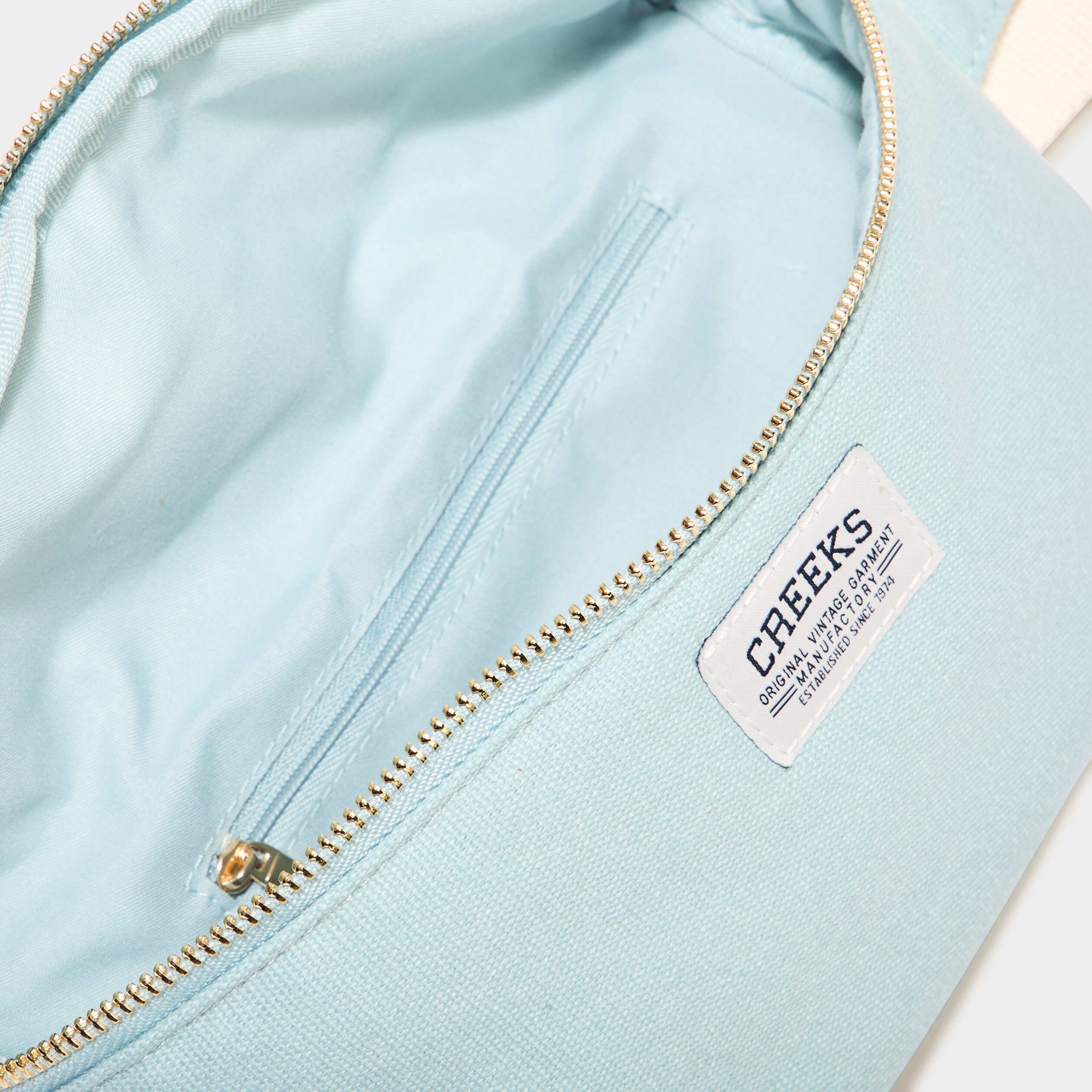 Sac banane bandouli&egrave;re en toile canvas vert pastel femme