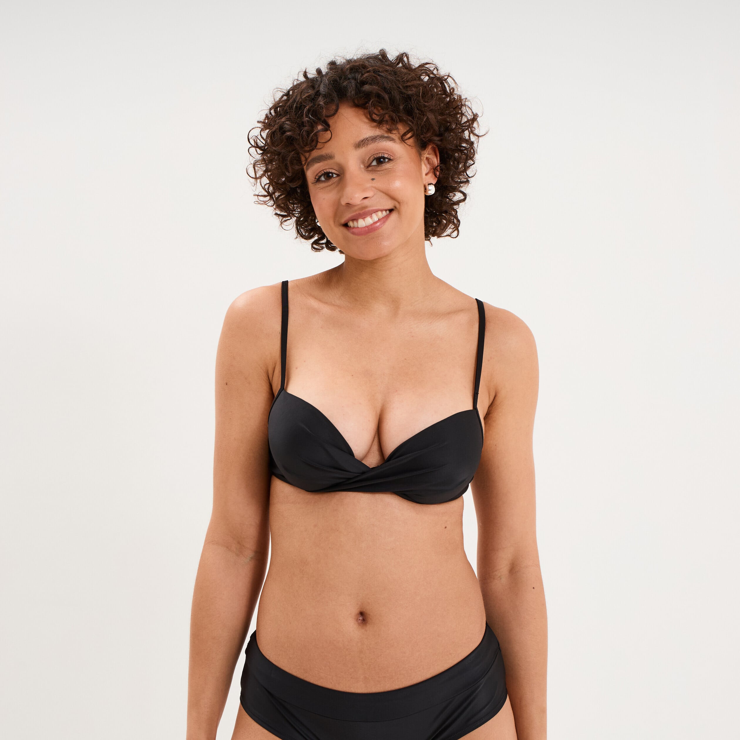 Haut de maillot de bain push up armatur&eacute; noir femme