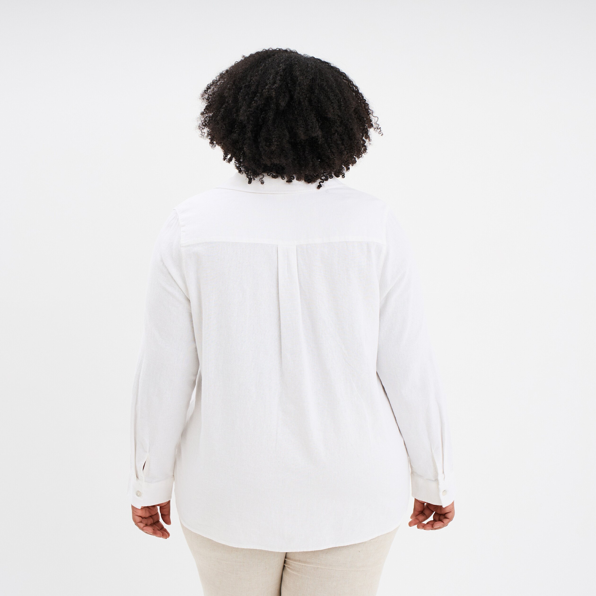 chemise oversize lin melange blanc femmegt Chemise oversize lin mélangé blanc femme grande taille