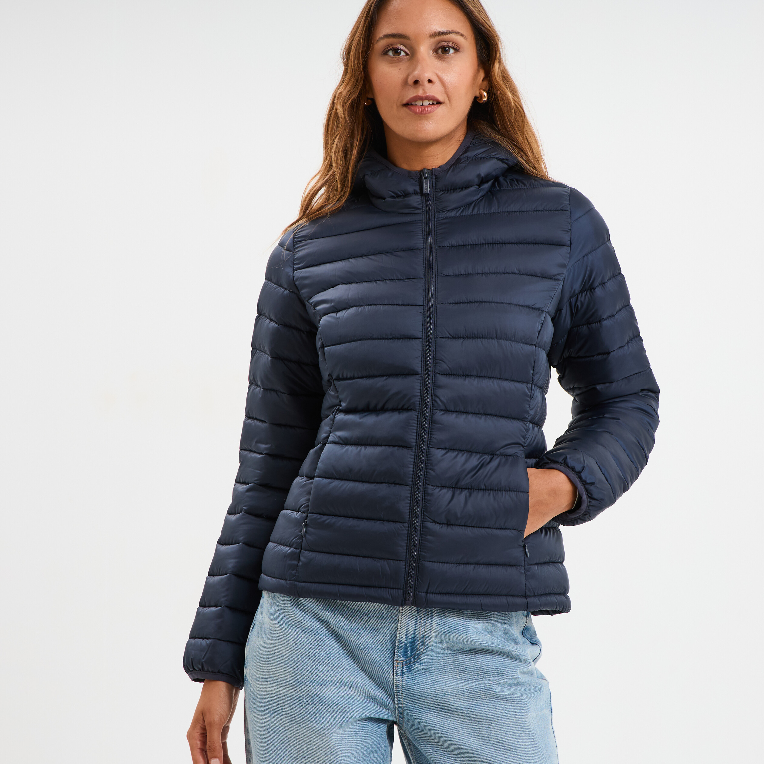 doudoune legere deperlante a capuche bleu marine femme Doudoune légère déperlante à capuche bleu marine femme