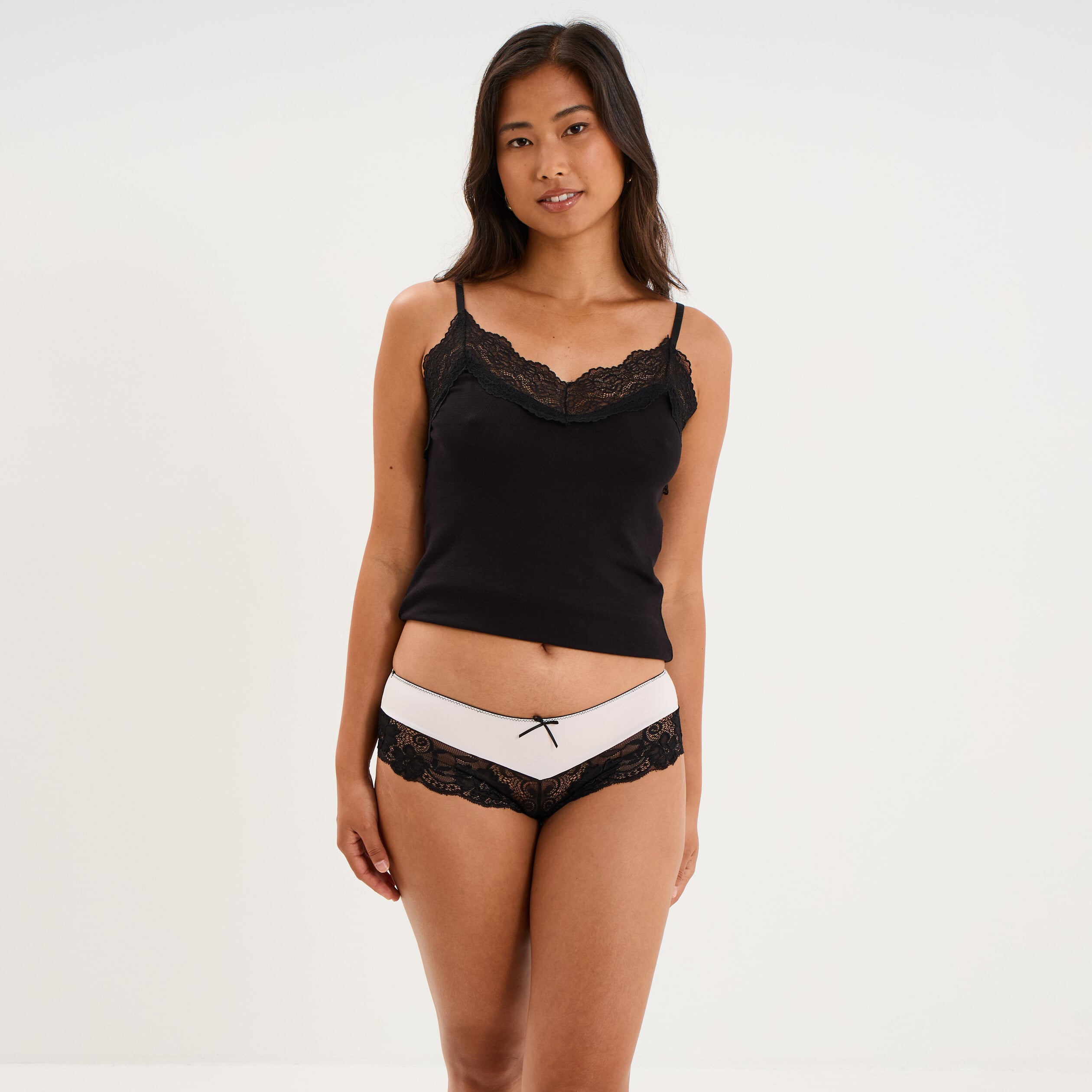 Shorty microfibre avec dentelle rose clair femme