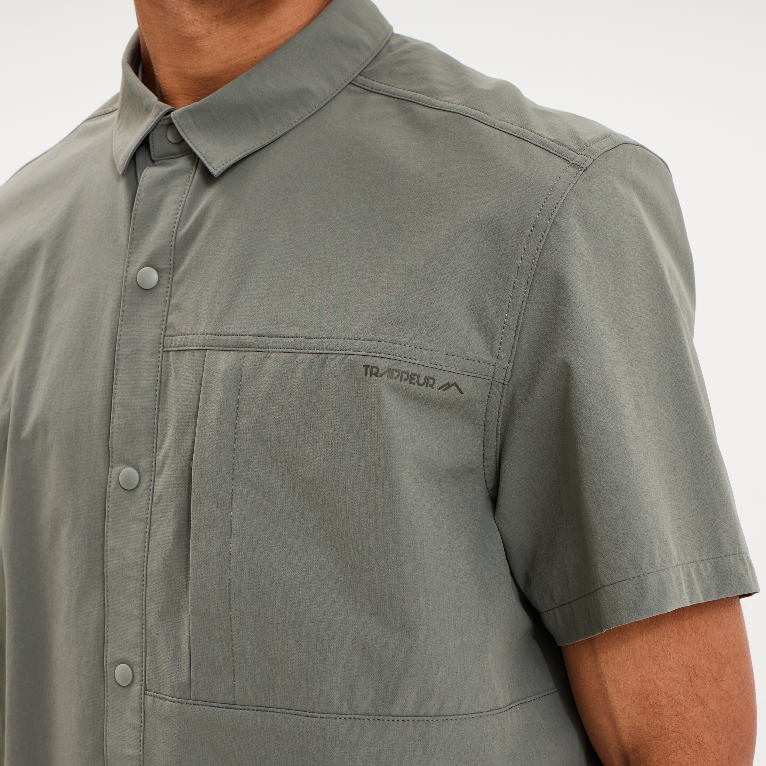 Chemise d&eacute;perlante droite stretch gris homme